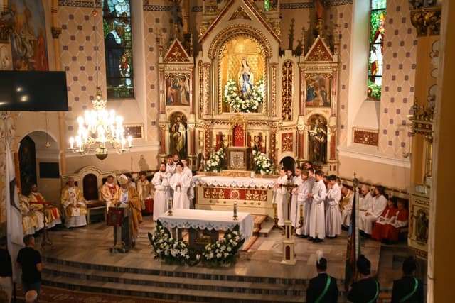 Bp Pindel w Kozach: Maryja jest błogosławiona dzięki wierze i posłuszeństwu Słowu Bożemu