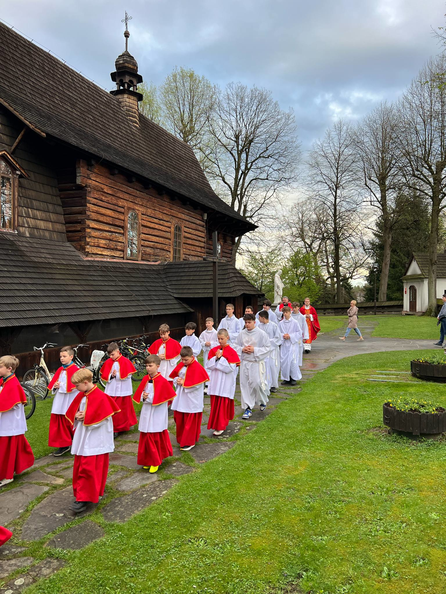 Wielki Piątek - Parafia Jawiszowice św. Marcina Bpa