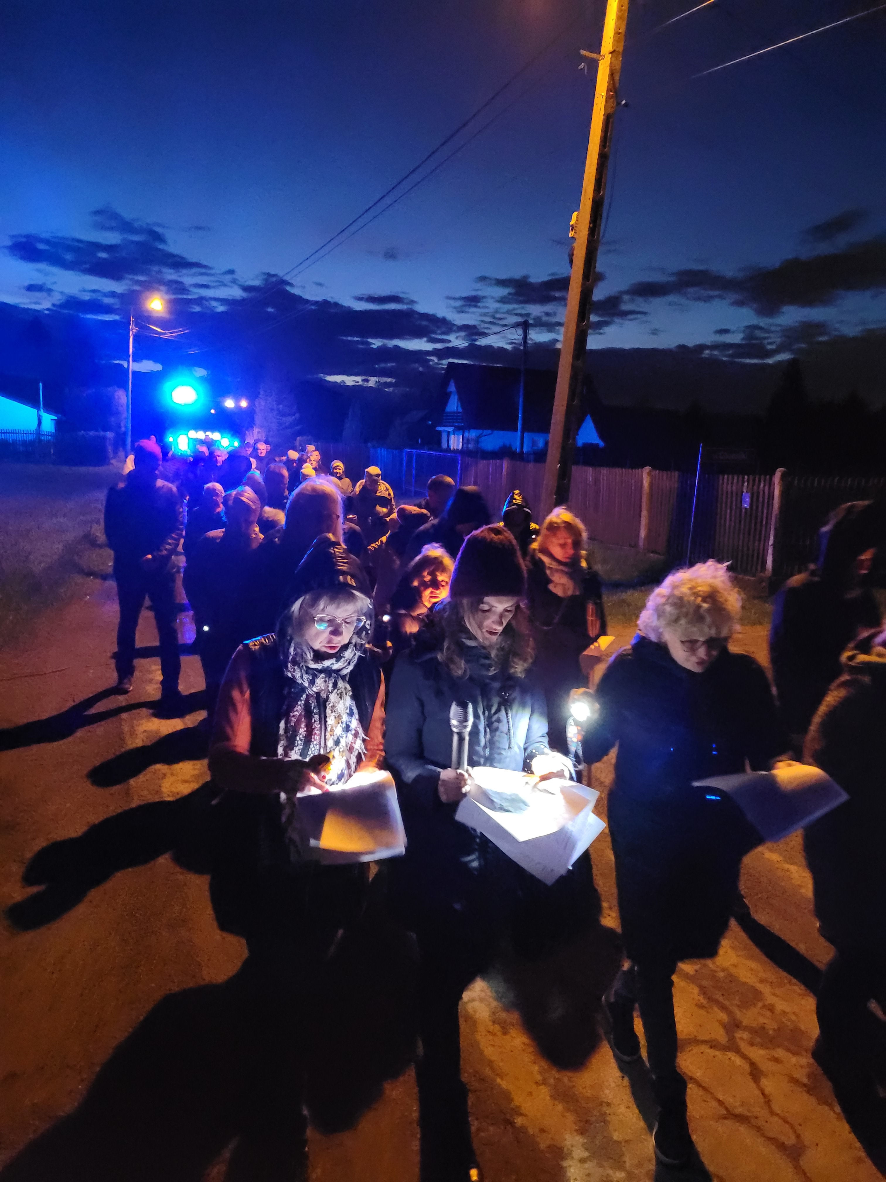 Droga światła ze św. Janem Pawłem II - Parafia Jawiszowice św. Marcina Bp.