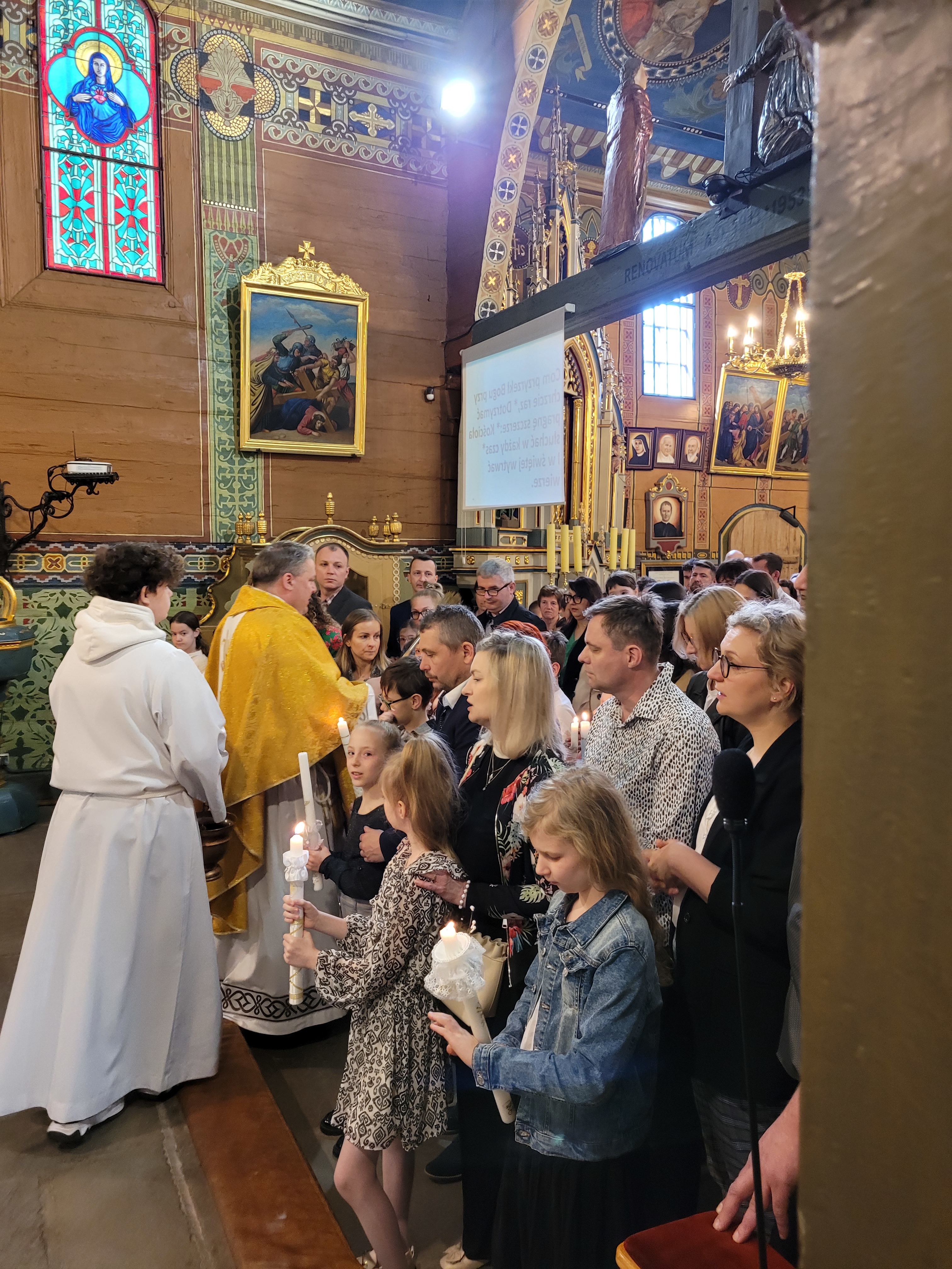 Poświęcenie świec i świadectwo Rodziców