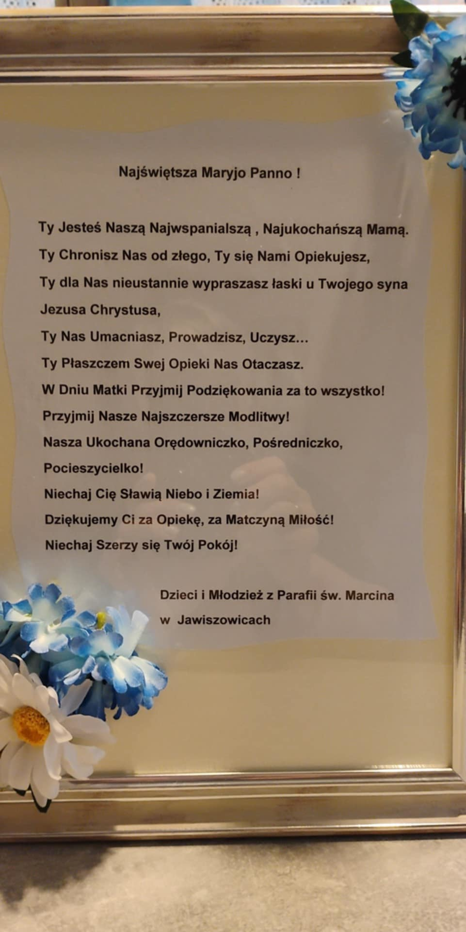 W Dniu Matki dzieci i młodzież przy Matce Bożej - Parafia Jawiszowice św. Marcina Bpa