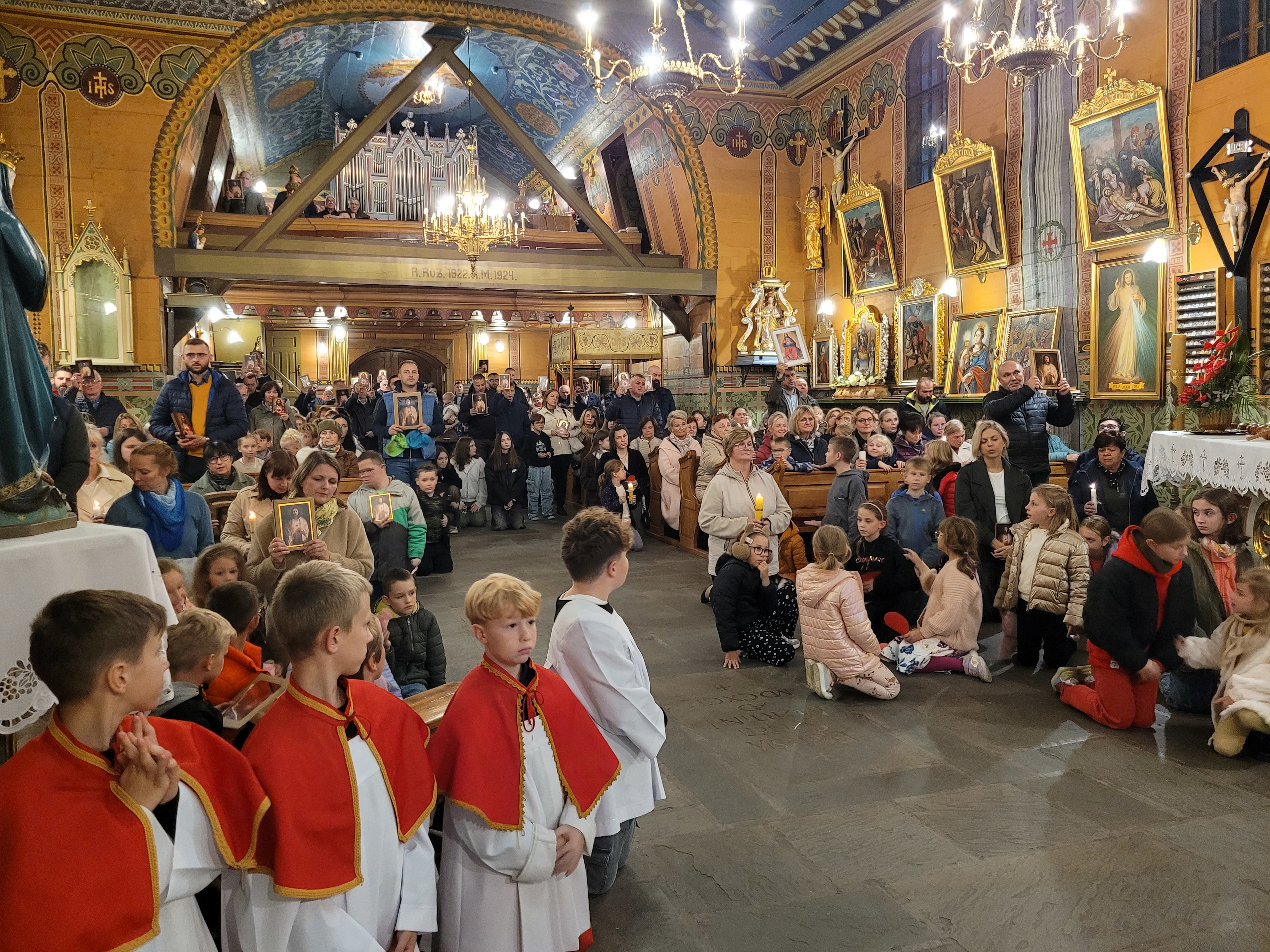 Misje Intronizacyjne NSPJ 2025 - Parafia Jawiszowice św. Marcina Bpa 