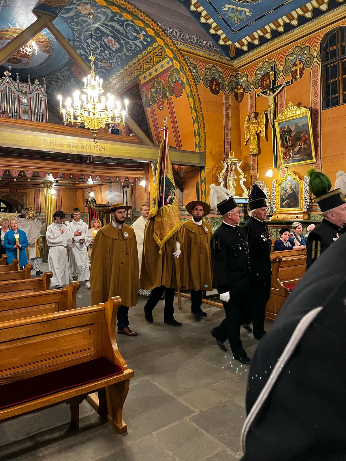 Wigilia Paschalna - Parafia Jawiszowice św. Marcina Bpa