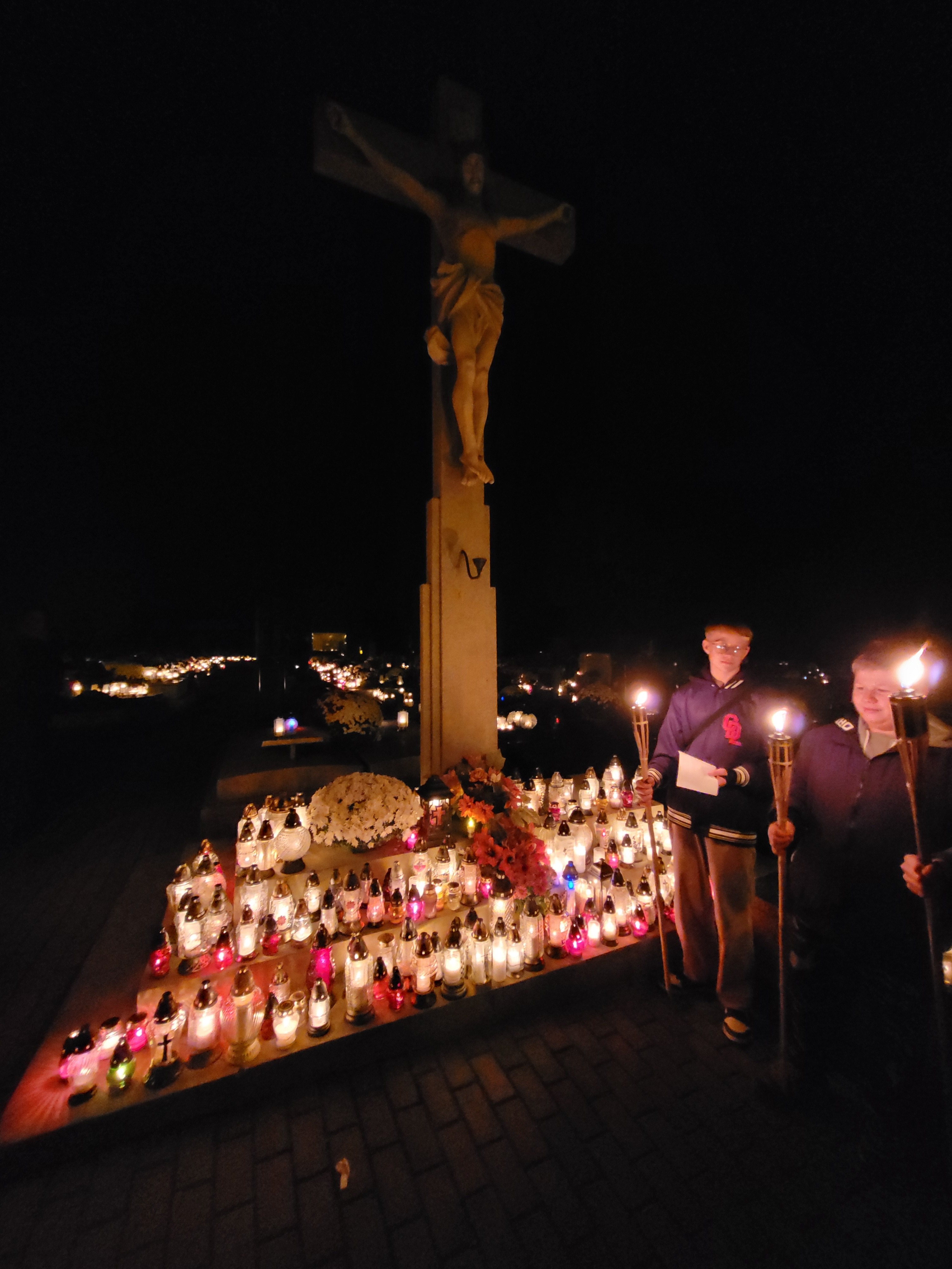 Uroczystość Wszystkich Świętych - Parafia Jawiszowice św. Marcina Biskupa 2023