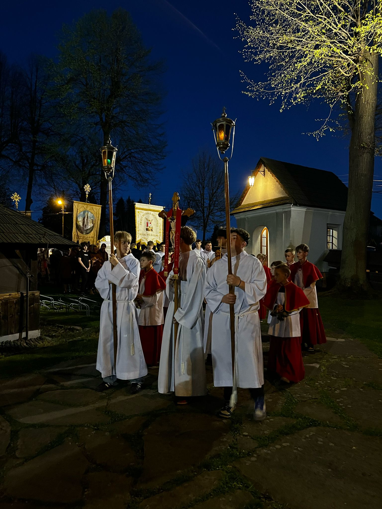 Wigilia Paschalna - Parafia Jawiszowice św. Marcina Bpa