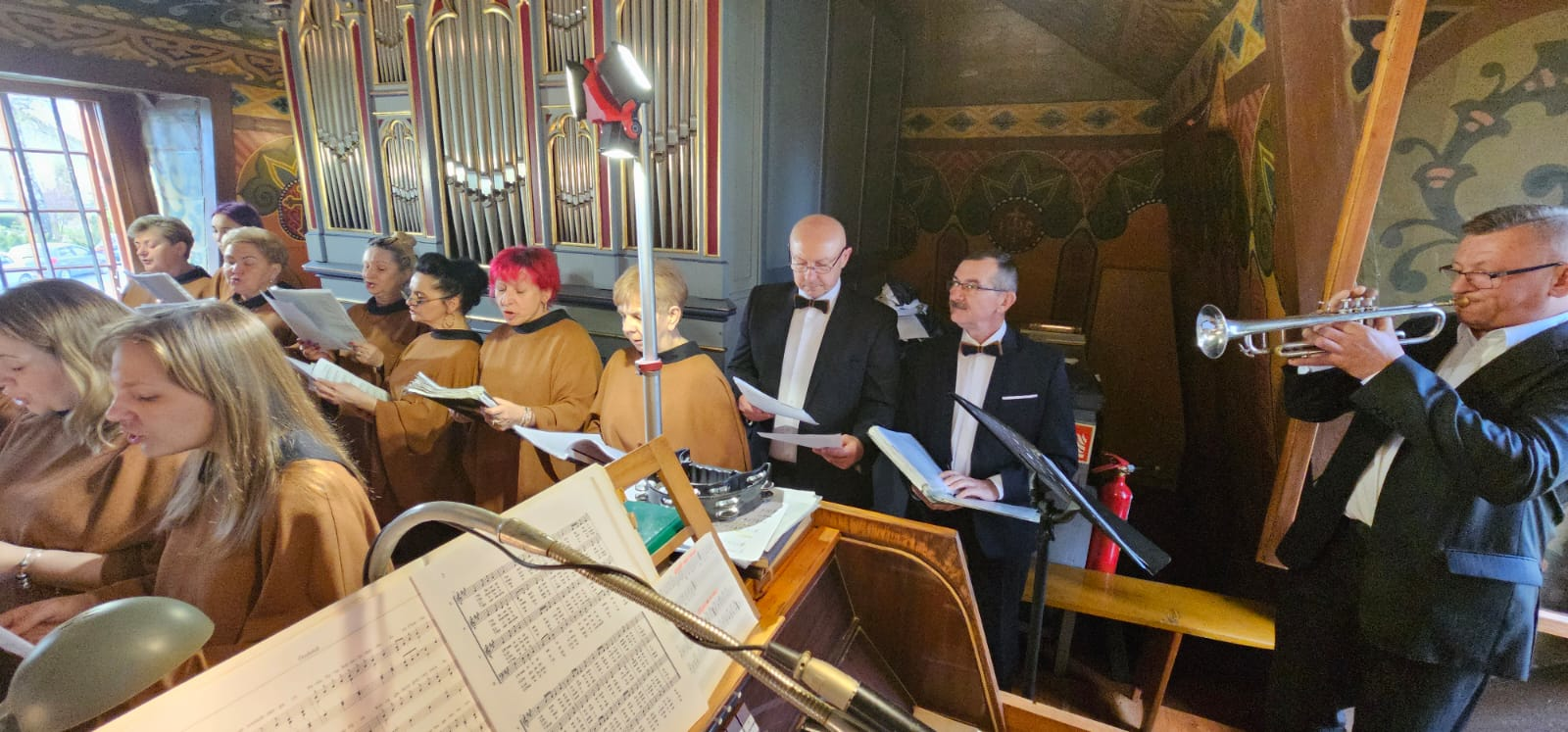 Wigilia Paschalna - Parafia Jawiszowice św. Marcina Bp.