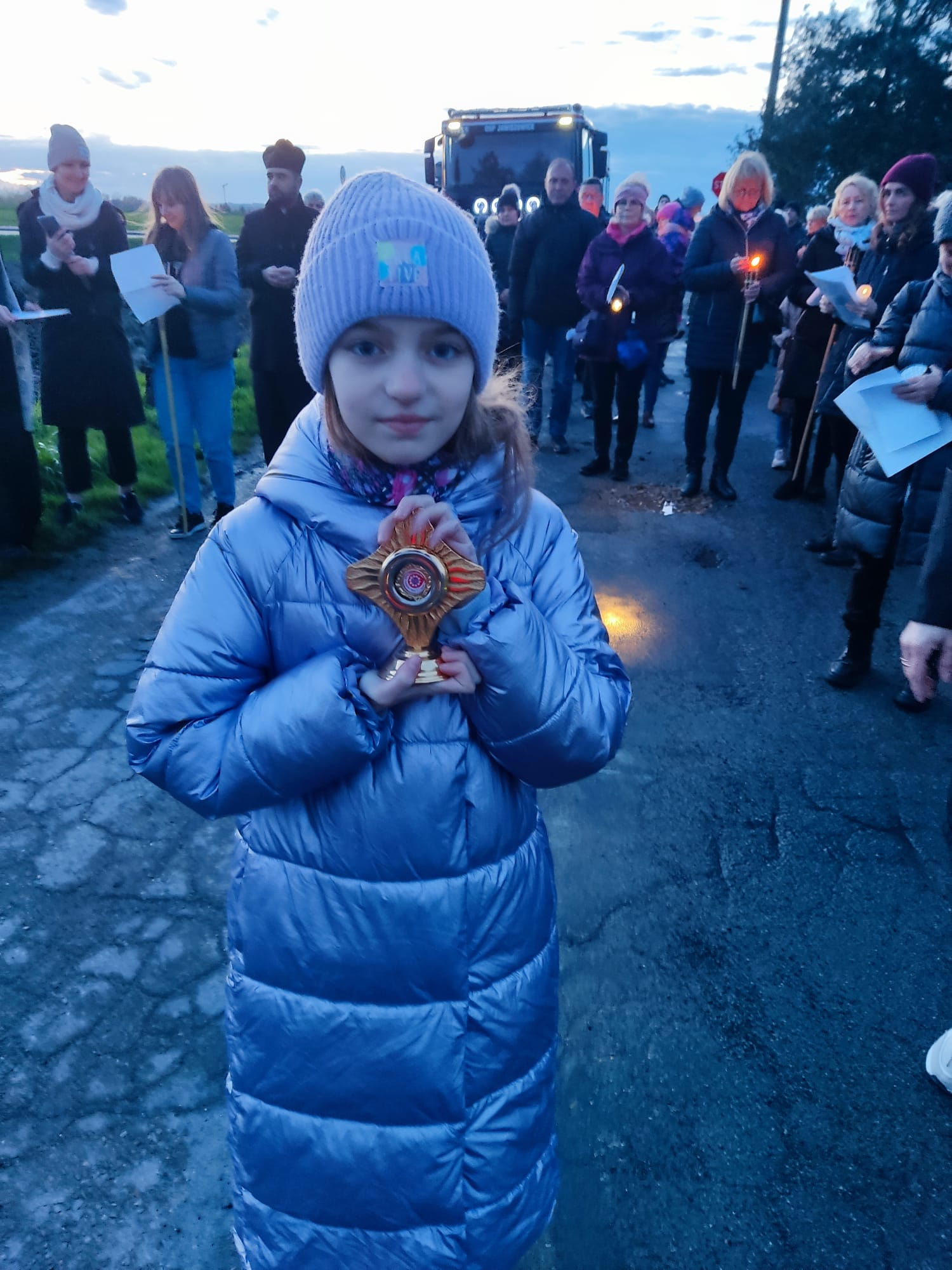 Droga światła ze św. Janem Pawłem II - Parafia Jawiszowice św. Marcina Bp.