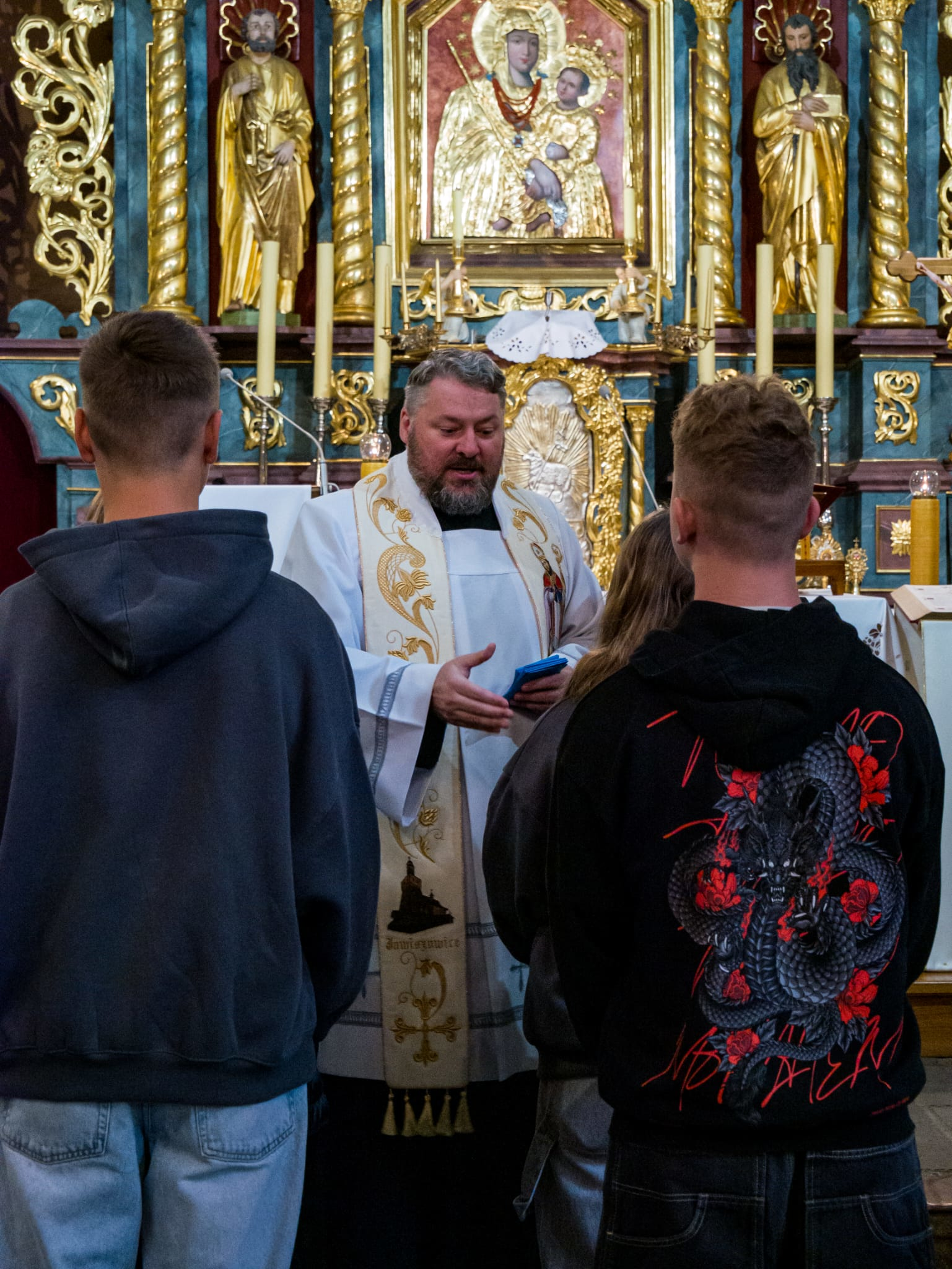 Inauguracja Młodzieżowej Róży Różańcowej św. Carlo Acutisa - Parafia Jawiszowice św. Marcina Bpa