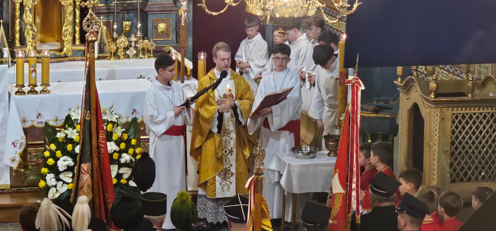 Wigilia Paschalna - Parafia Jawiszowice św. Marcina Bpa