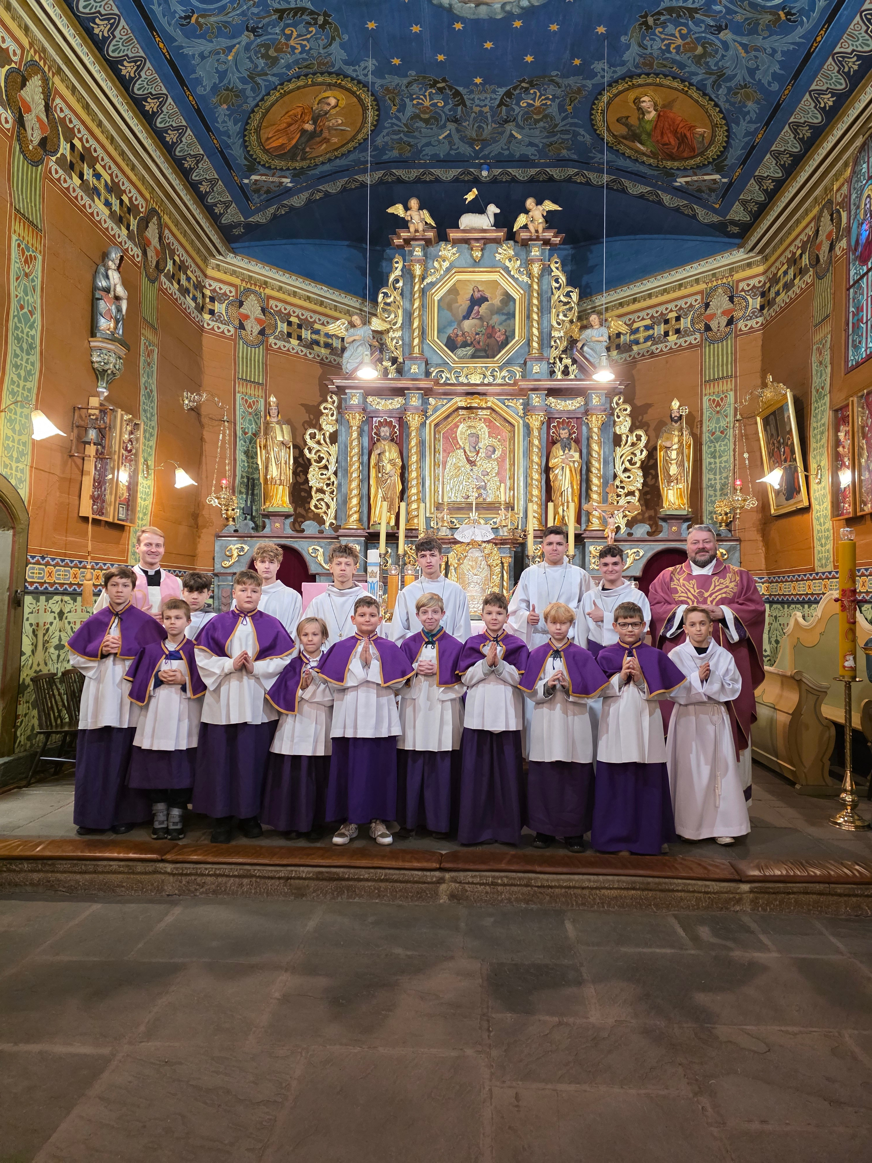 Błogosławieństwo 4 kandydatów na Ministrantów - Parafia Jawiszowice św. Marcina Bpa