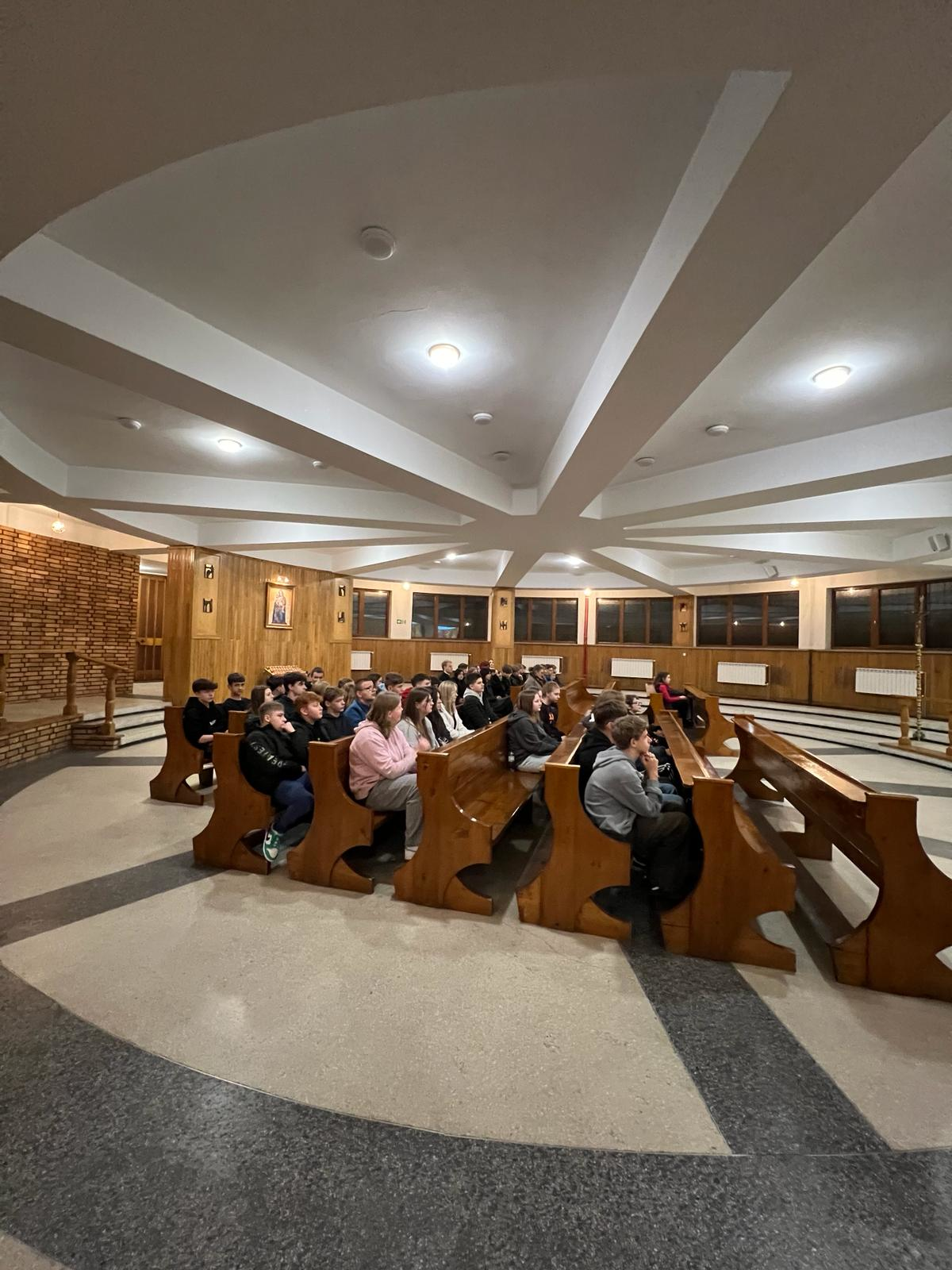 Rekolekcje ewangelizacyjne z ks. dr. Dawidem Surmiakiem - Parafia Jawiszowice św. Marcina Bp.