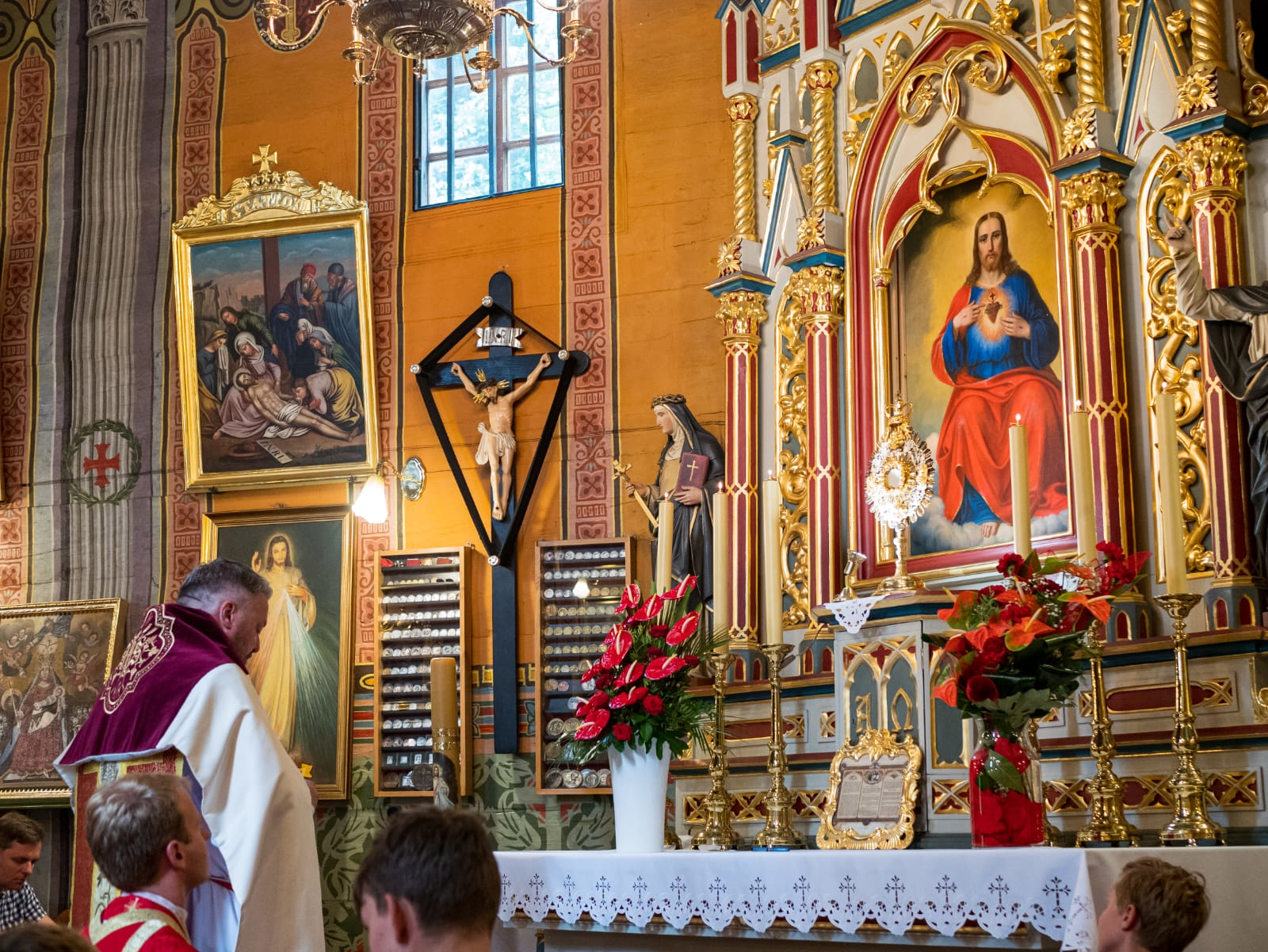 IMG-20250629-Akt zawierzenia Parafii NSPJ - Parafia Jawiszowice św. Marcina Bpa