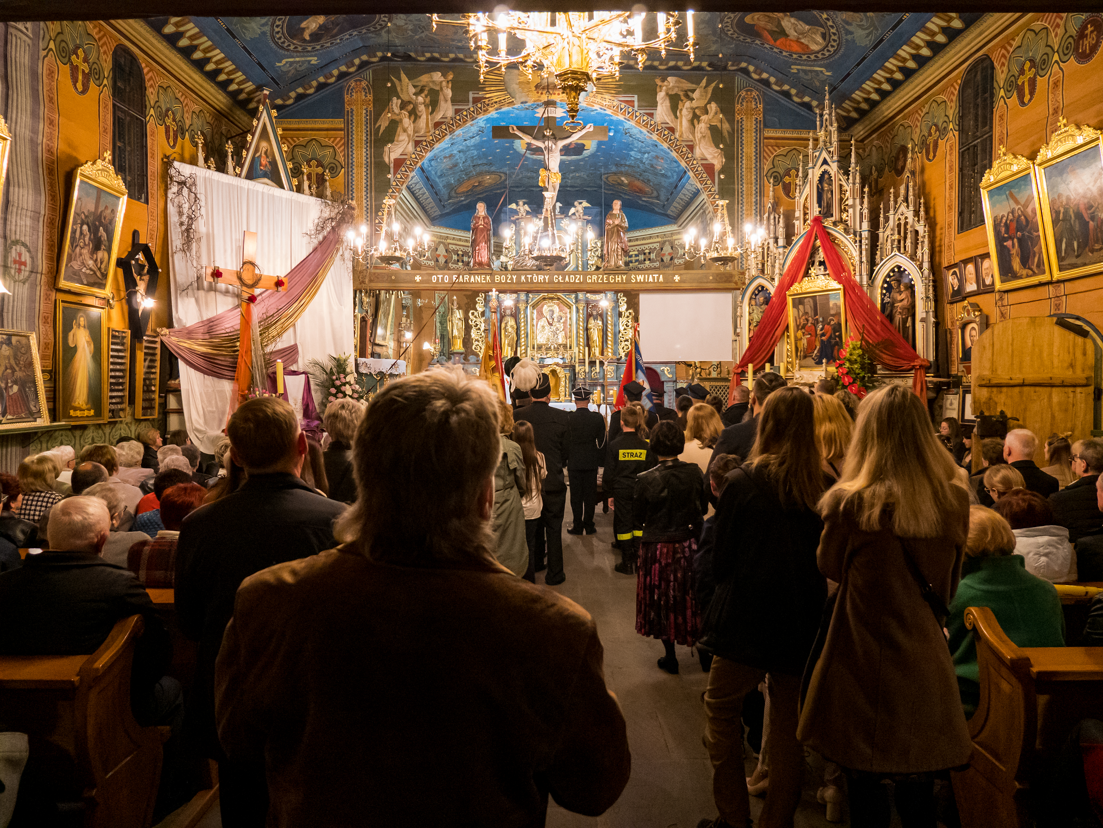 Wigilia Paschalna - Parafia Jawiszowice św. Marcina Bp.