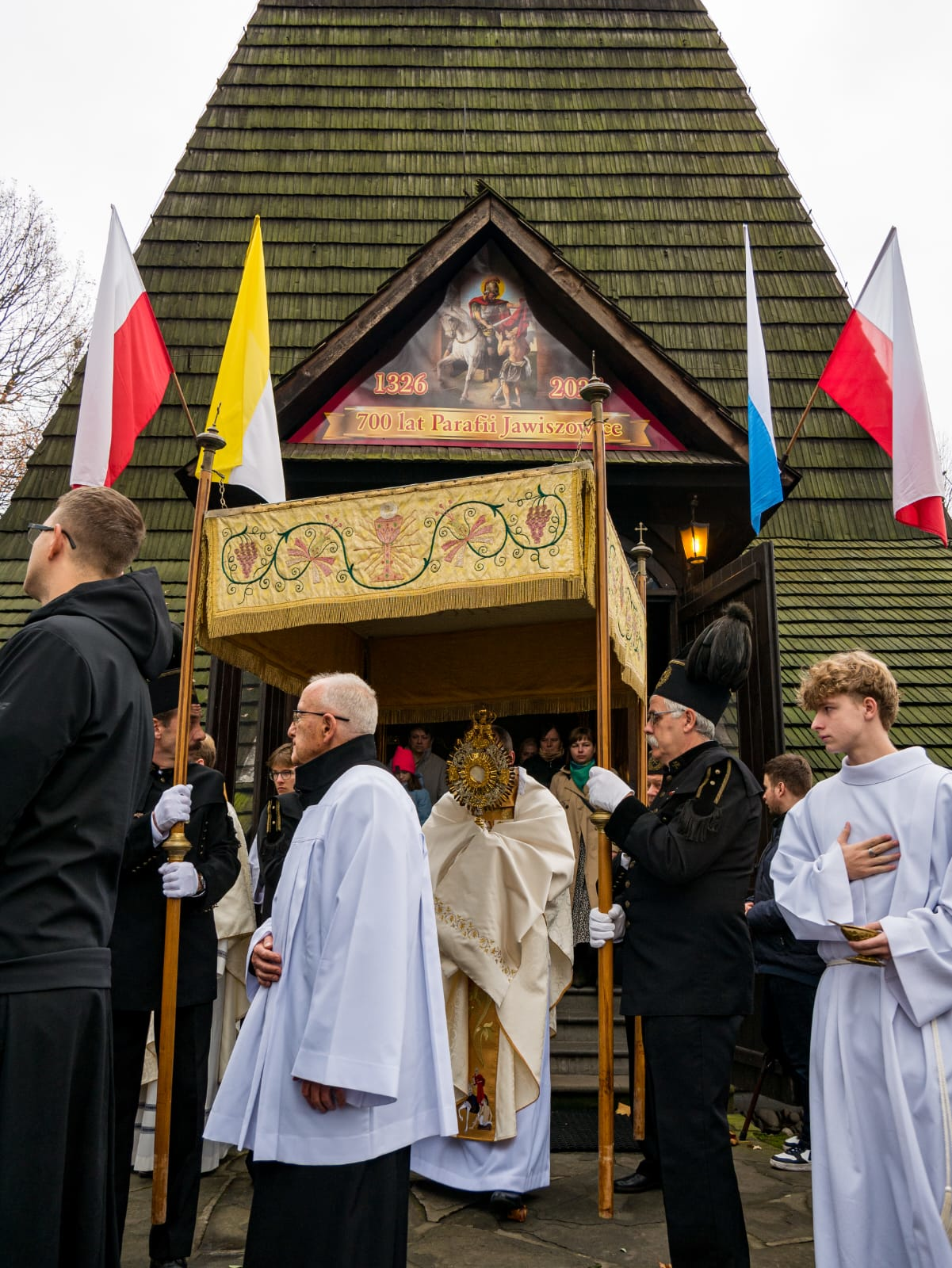 Uroczystość odpustowa ku czci św. Marcina Bpa pod przewodnictwem ks. dr. Szymona Tracza - Parafia Jawiszowice św. Marcina Bpa