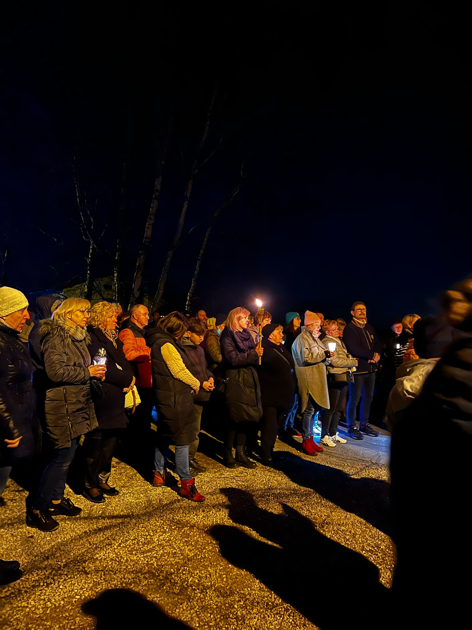 Droga krzyżowa ze św. Janem Pawłem II - Parafia Jawiszowice św. Marcina Bpa