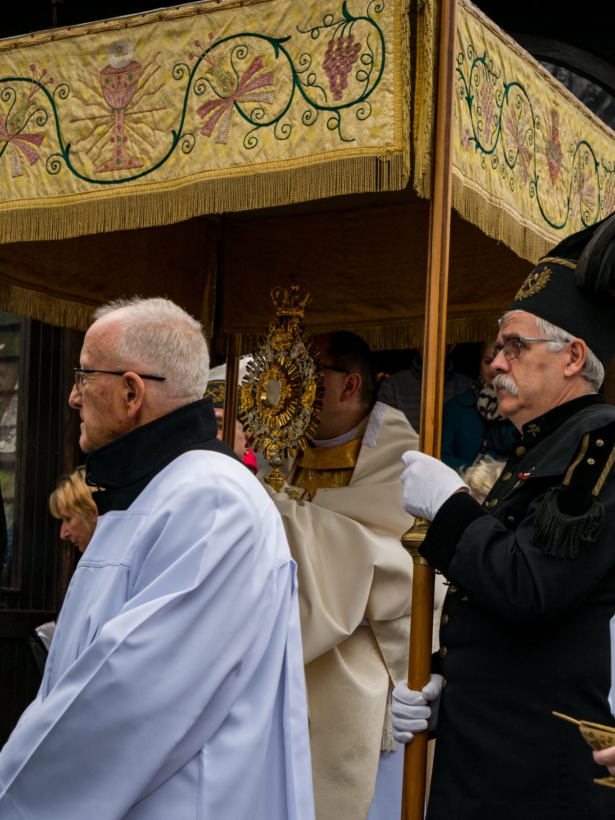 Uroczystość odpustowa ku czci św. Marcina Bpa pod przewodnictwem ks. dr. Szymona Tracza - Parafia Jawiszowice św. Marcina Bpa