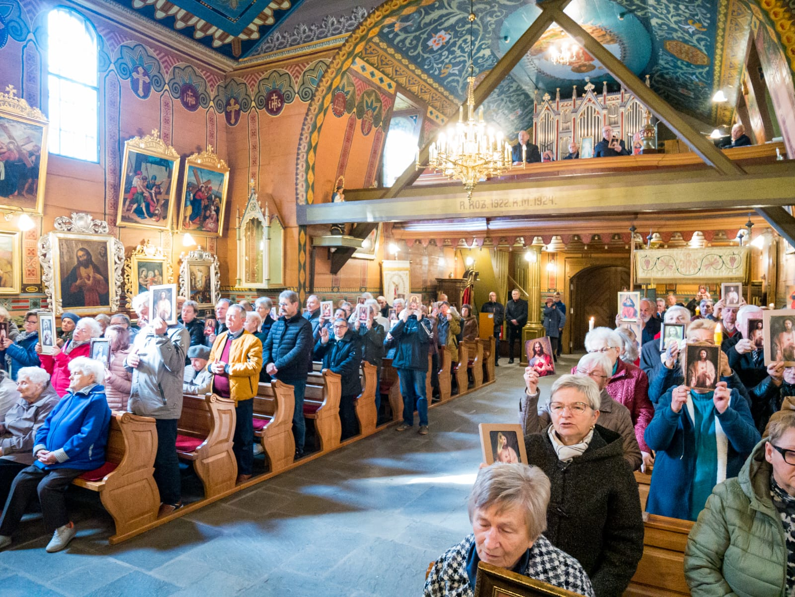 Misje Intronizacyjne NSPJ 2025 - Parafia Jawiszowice św. Marcina Bpa 