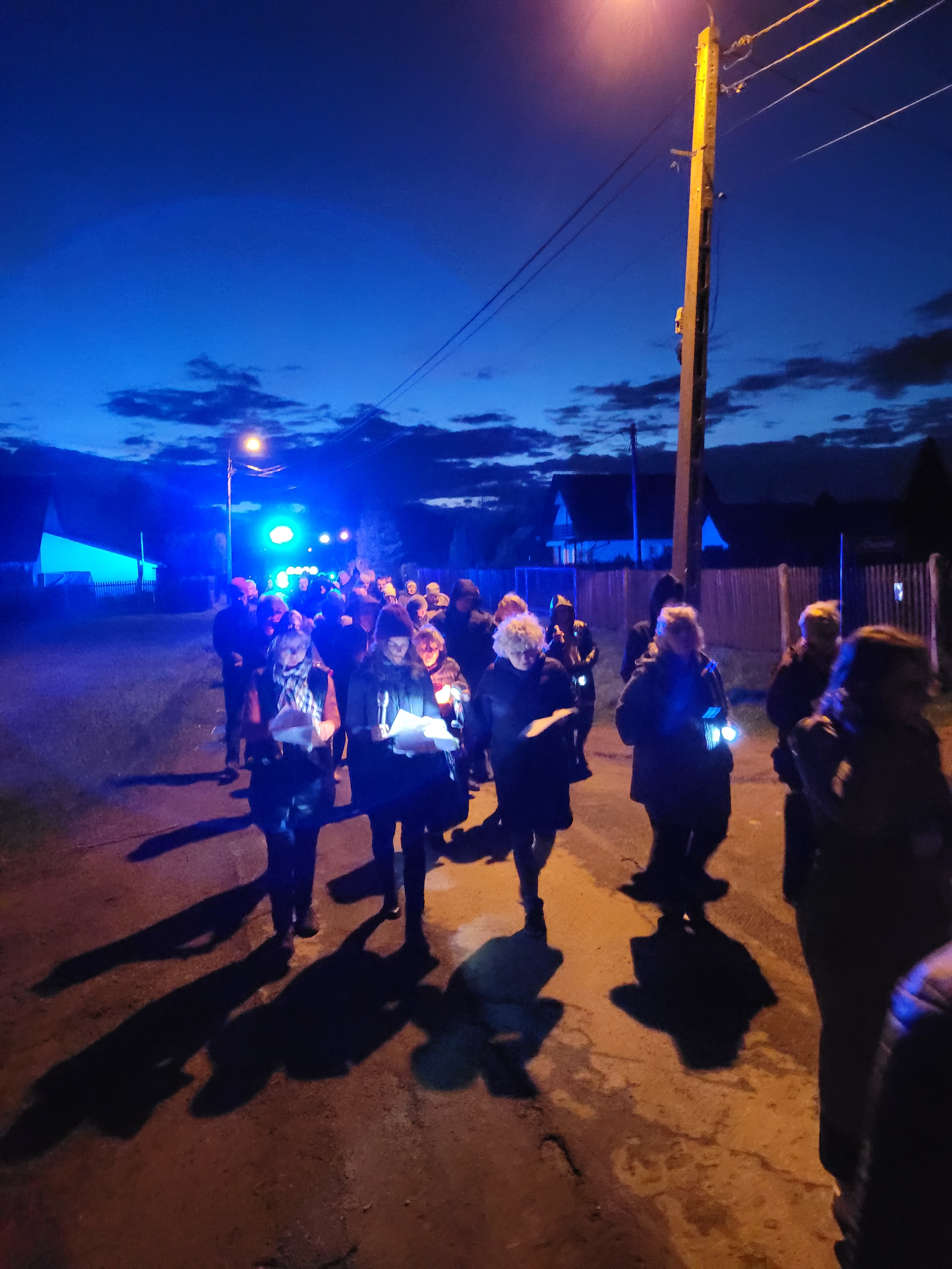 Droga światła ze św. Janem Pawłem II - Parafia Jawiszowice św. Marcina Bp.