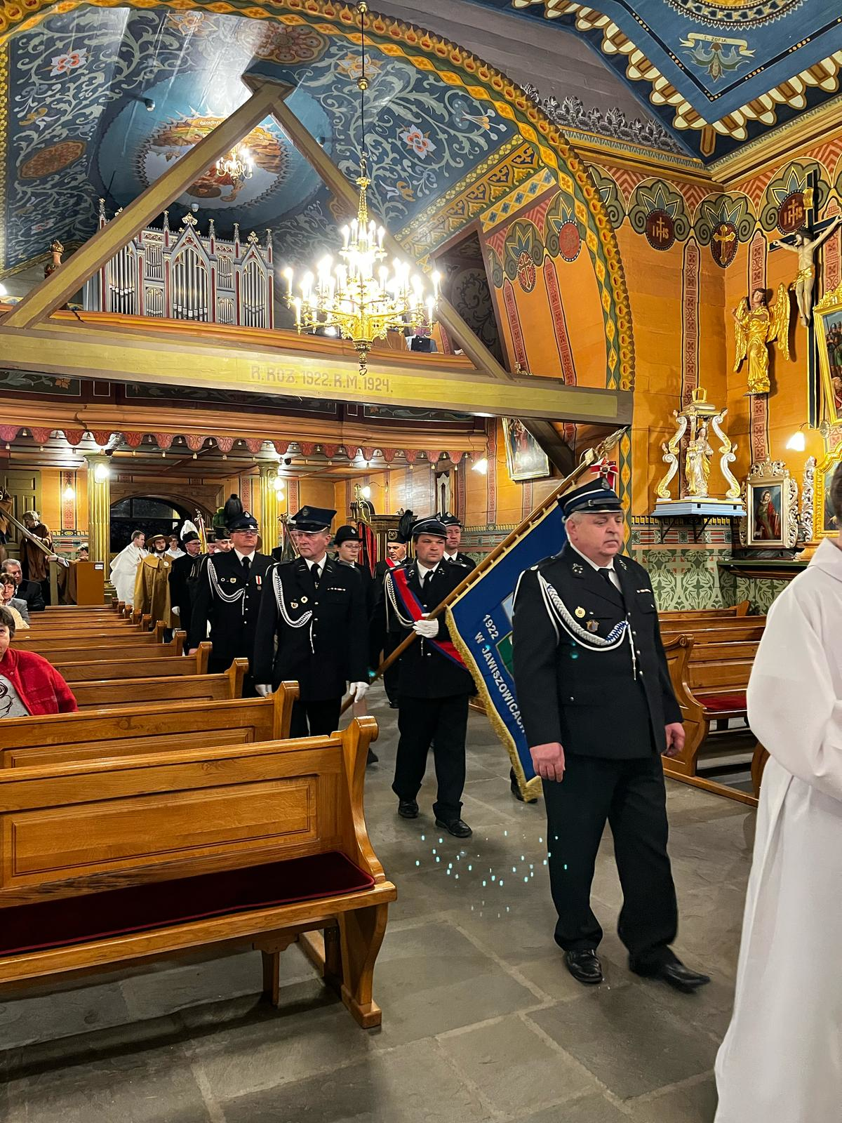 Wigilia Paschalna - Parafia Jawiszowice św. Marcina Bpa