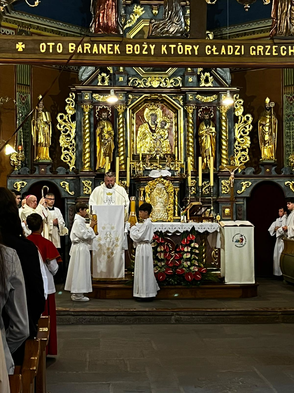 Sakrament bierzmowania pod przewodnictwem bp. Piotra Gregera - Parafia Jawiszowice św. Marcina Bpa