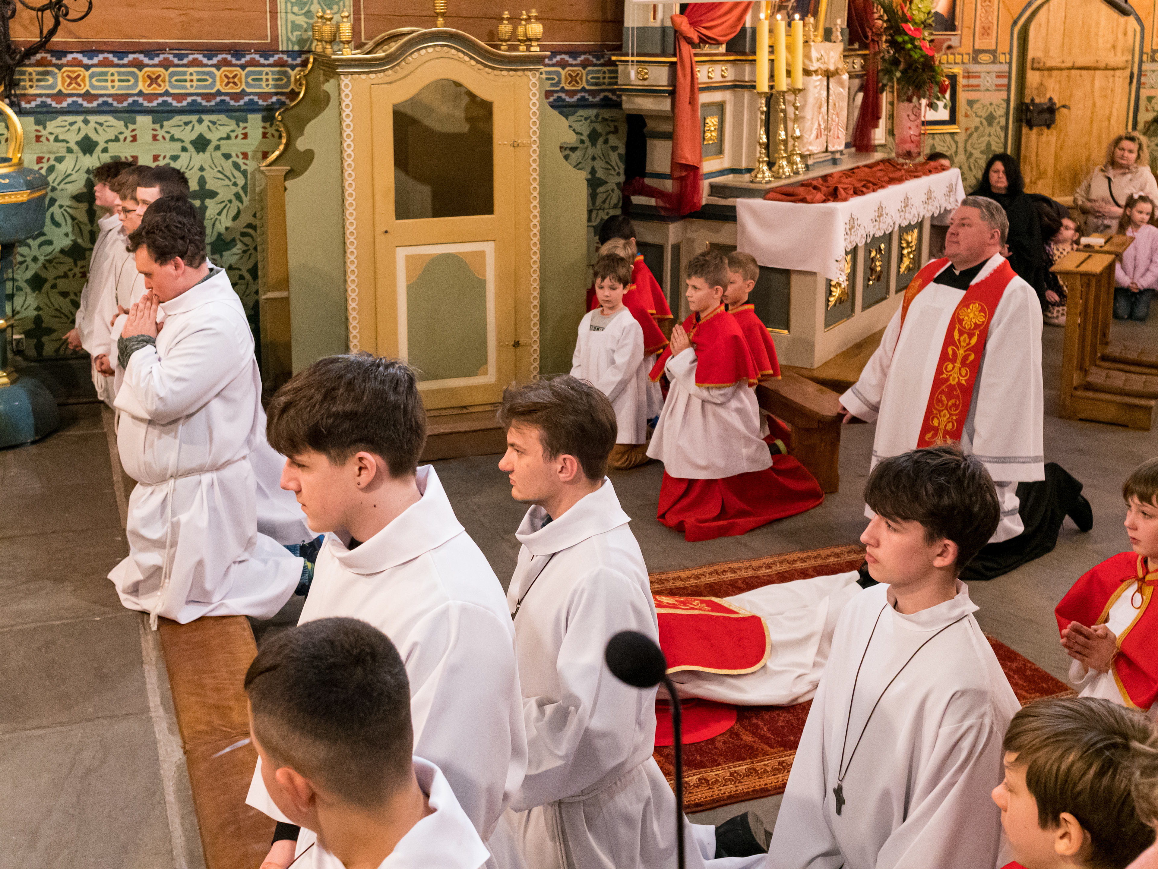 Wielki Piątek - Parafia Jawiszowice św. Marcina Bp.