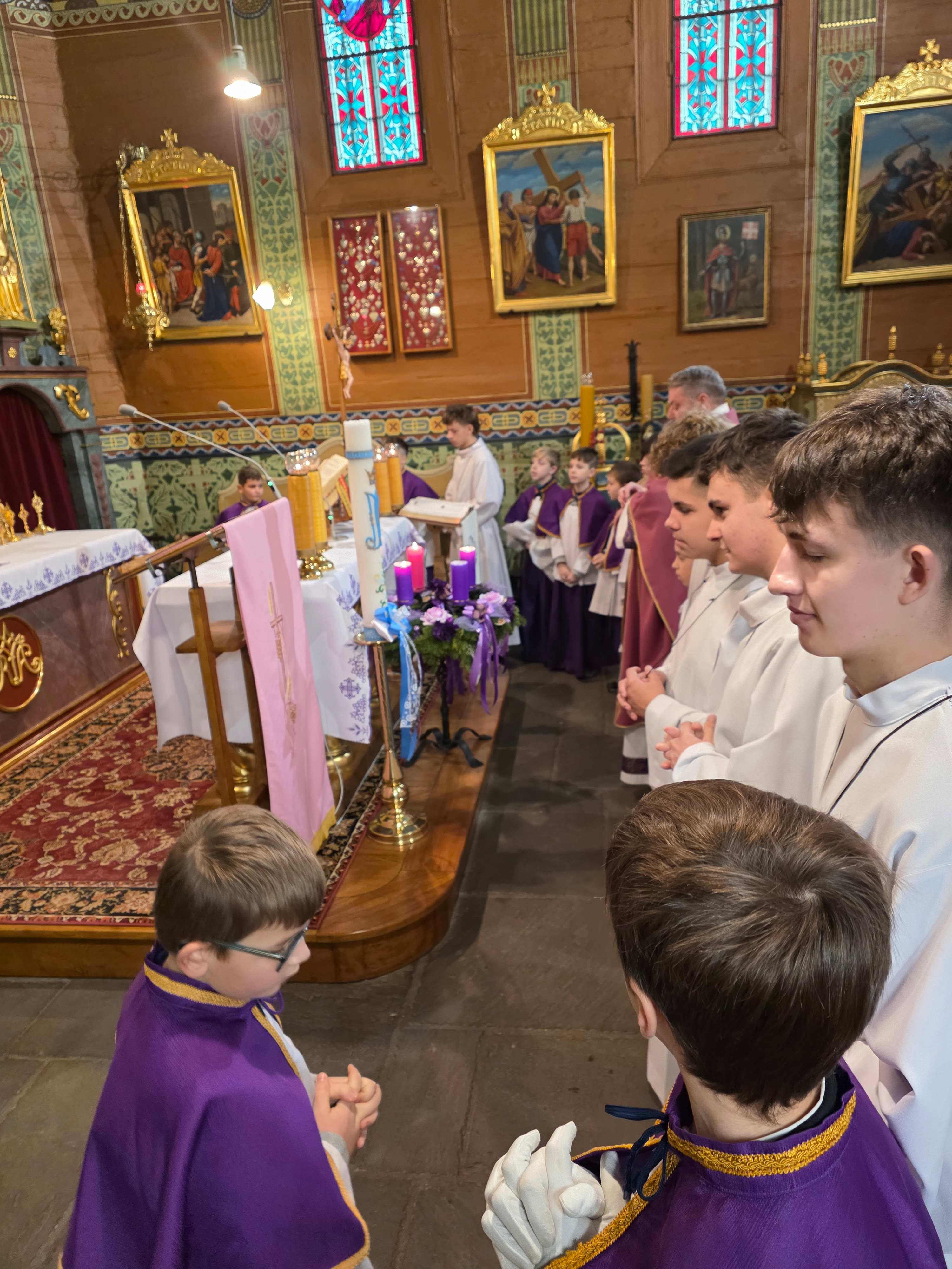 Błogosławieństwo 4 kandydatów na Ministrantów - Parafia Jawiszowice św. Marcina Bpa