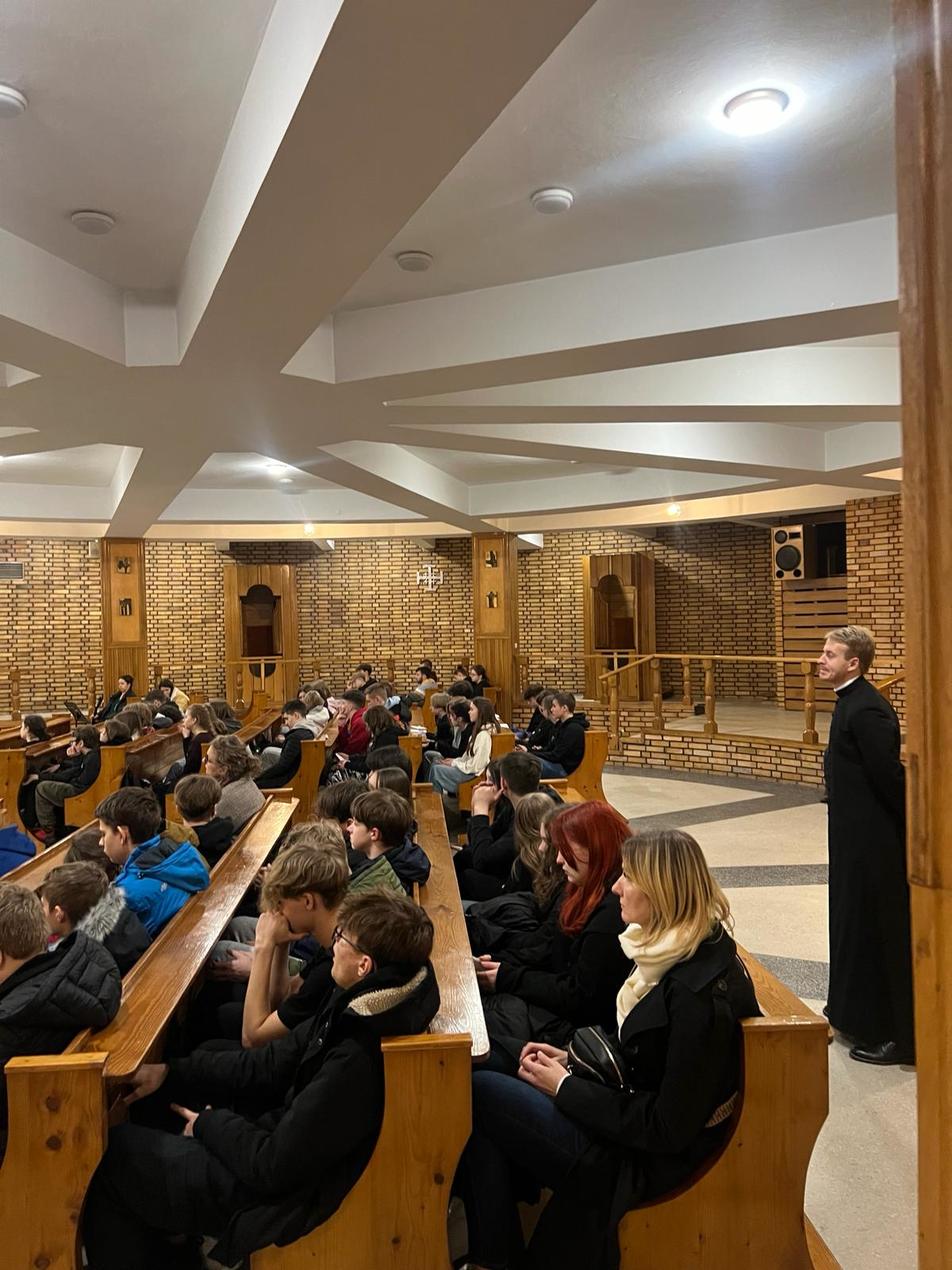 Rekolekcje ewangelizacyjne z ks. dr. Dawidem Surmiakiem - Parafia Jawiszowice św. Marcina Bp.