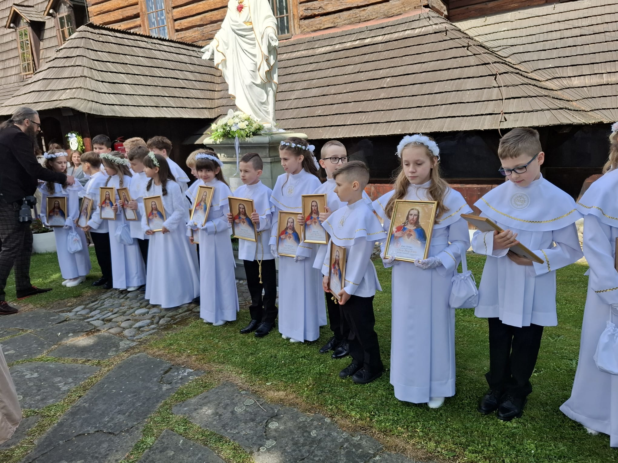 I Komunia Święta - Parafia Jawiszowice św. Marcina Bpa 