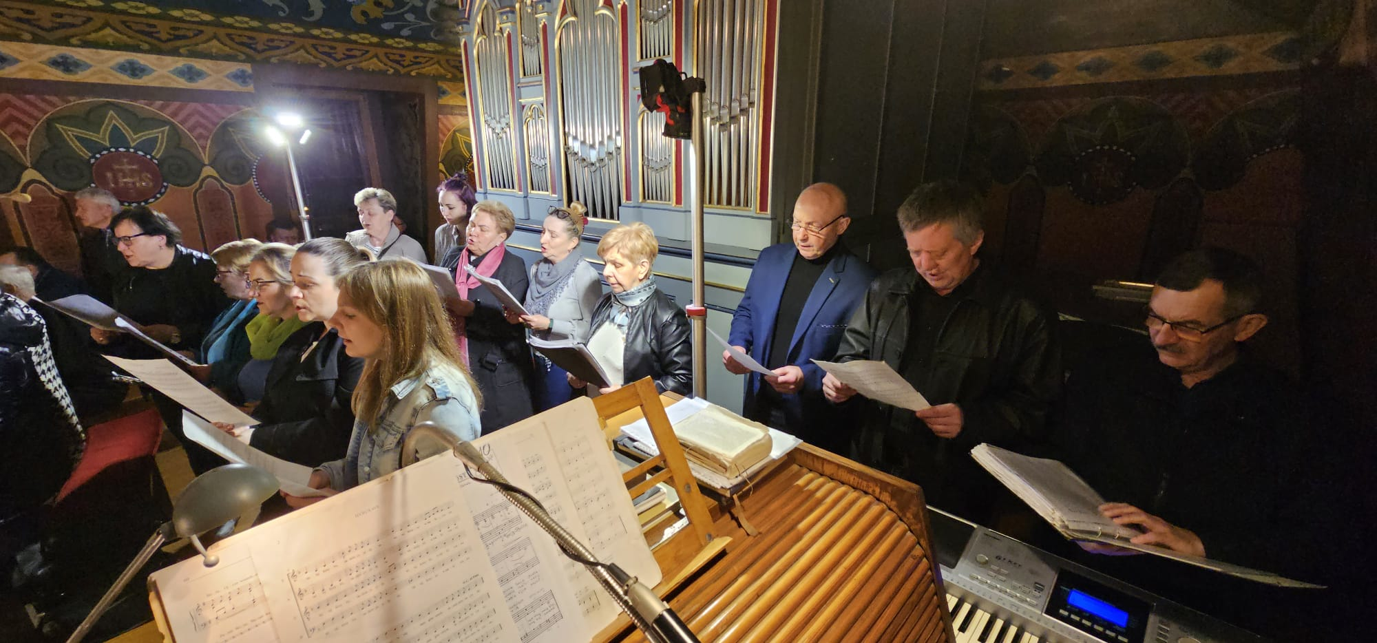 Wielki Piątek - Parafia Jawiszowice św. Marcina Bp.