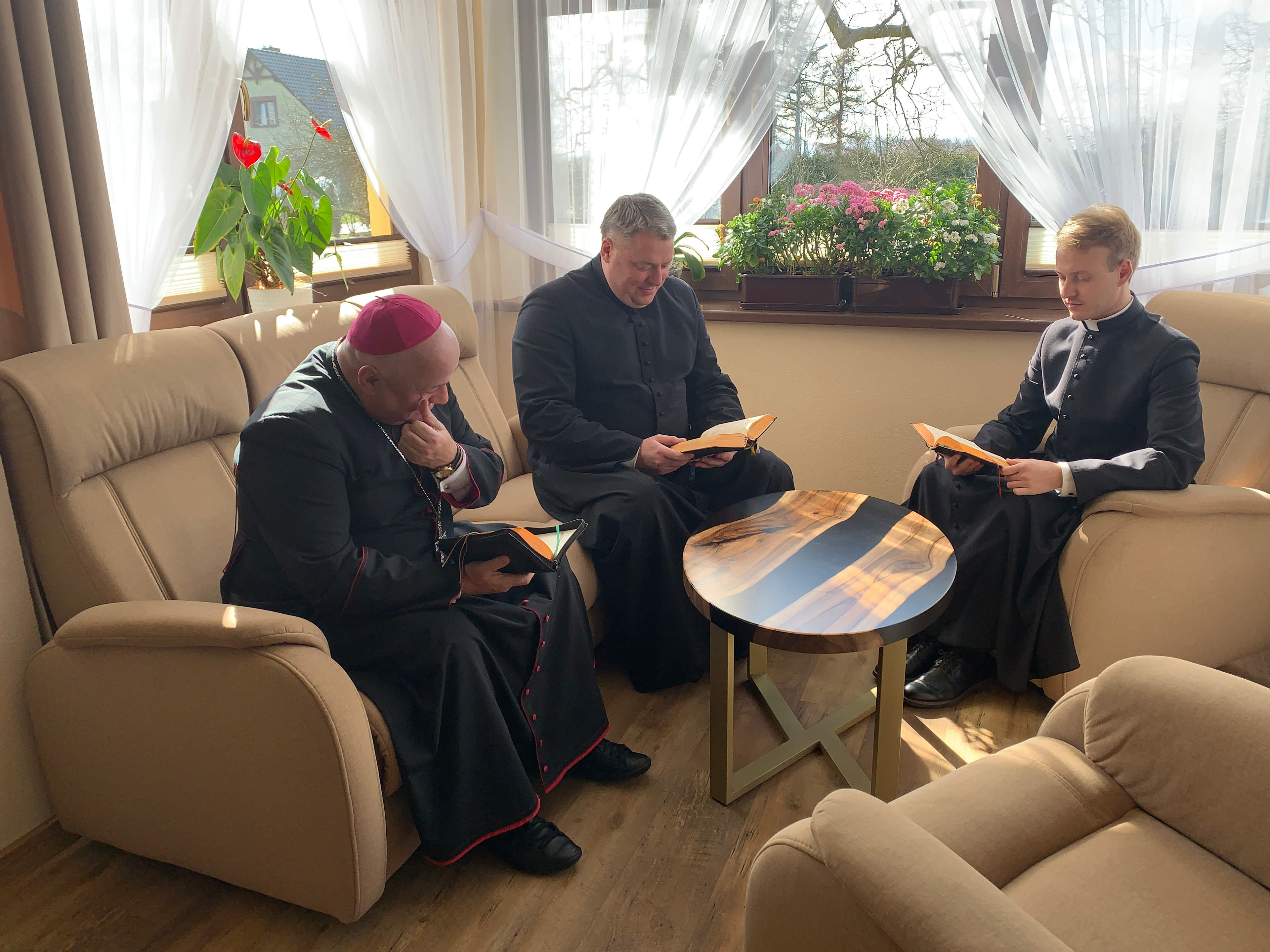 Wizytacja Kanoniczna bp. Piotra Gregera 2024 - Parafia Jawiszowice św. Marcina bp.