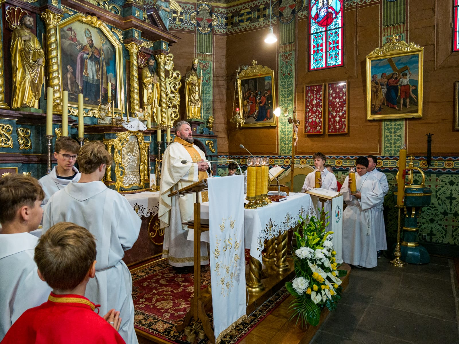 Uroczystość odpustowa ku czci św. Marcina Bpa pod przewodnictwem ks. dr. Szymona Tracza - Parafia Jawiszowice św. Marcina Bpa