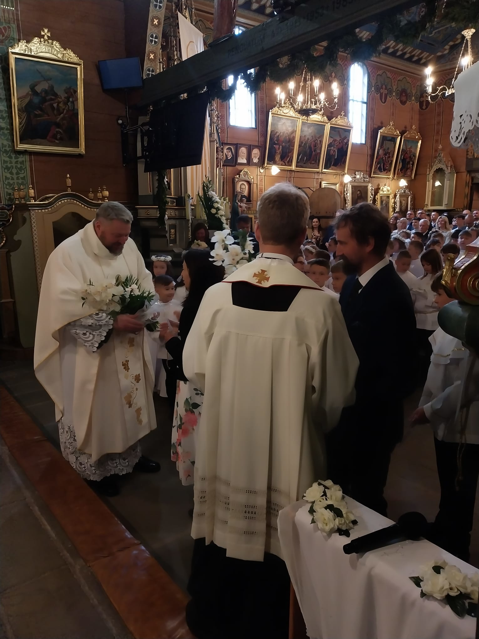 I Komunia Święta - Parafia Jawiszowice św. Marcina Bpa 