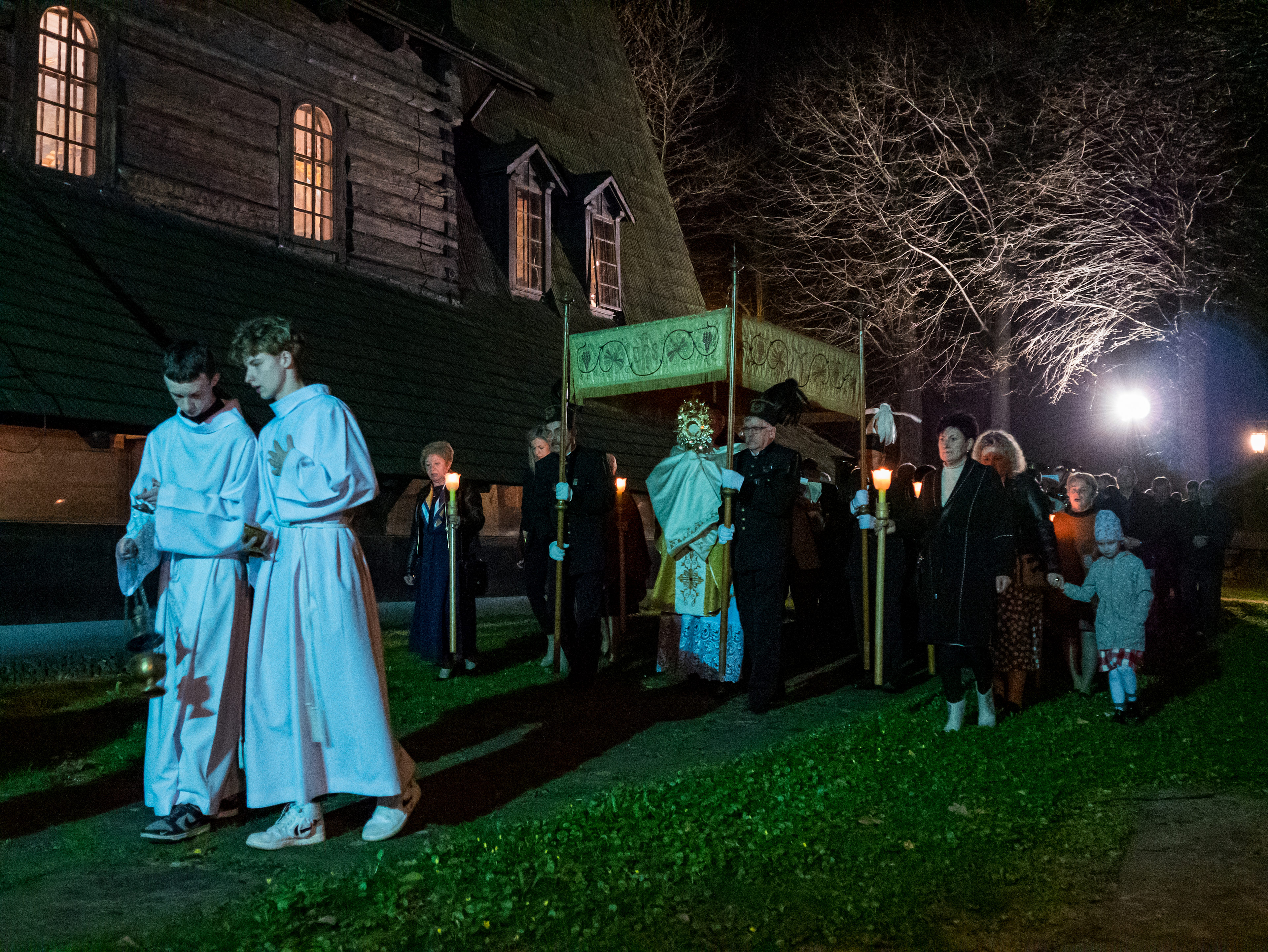 Wigilia Paschalna - Parafia Jawiszowice św. Marcina Bp.