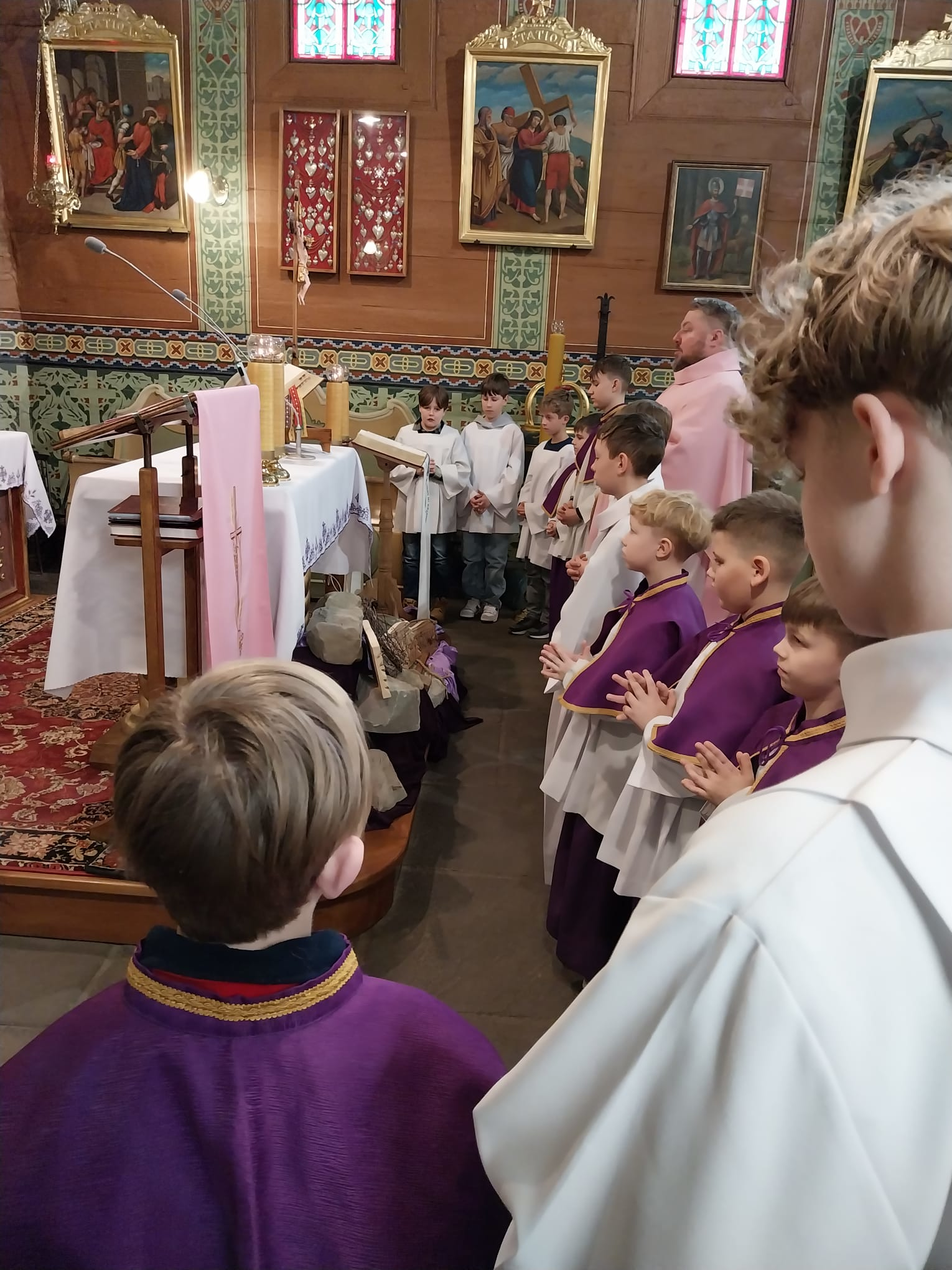 Błogosławieństwo kandydatów na Ministrantów - Parafia Jawiszowice św. Marcina Bpa 