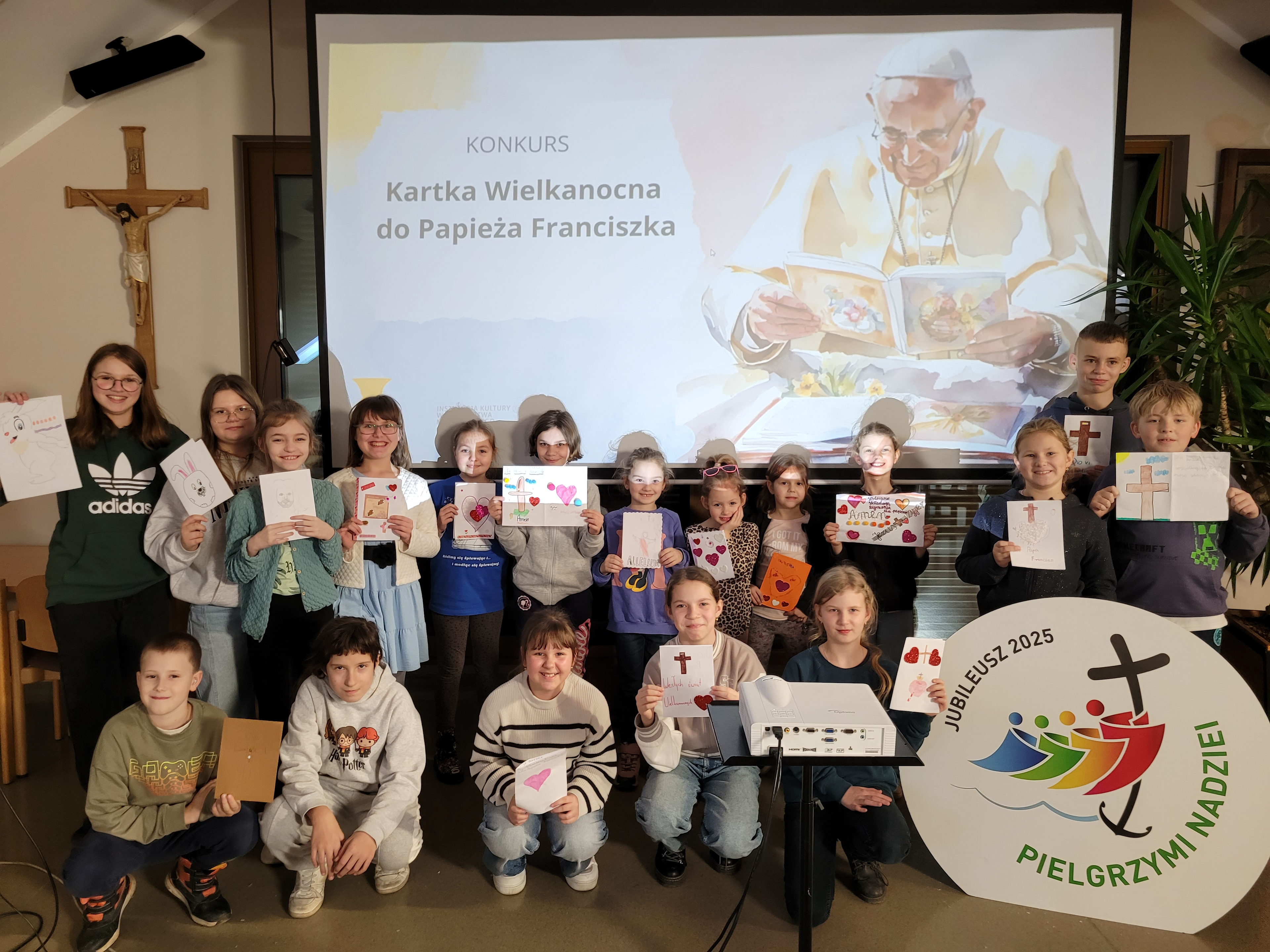 Schola przygotowała Kartki Wielkanocne dla Papieża Franciszka 
