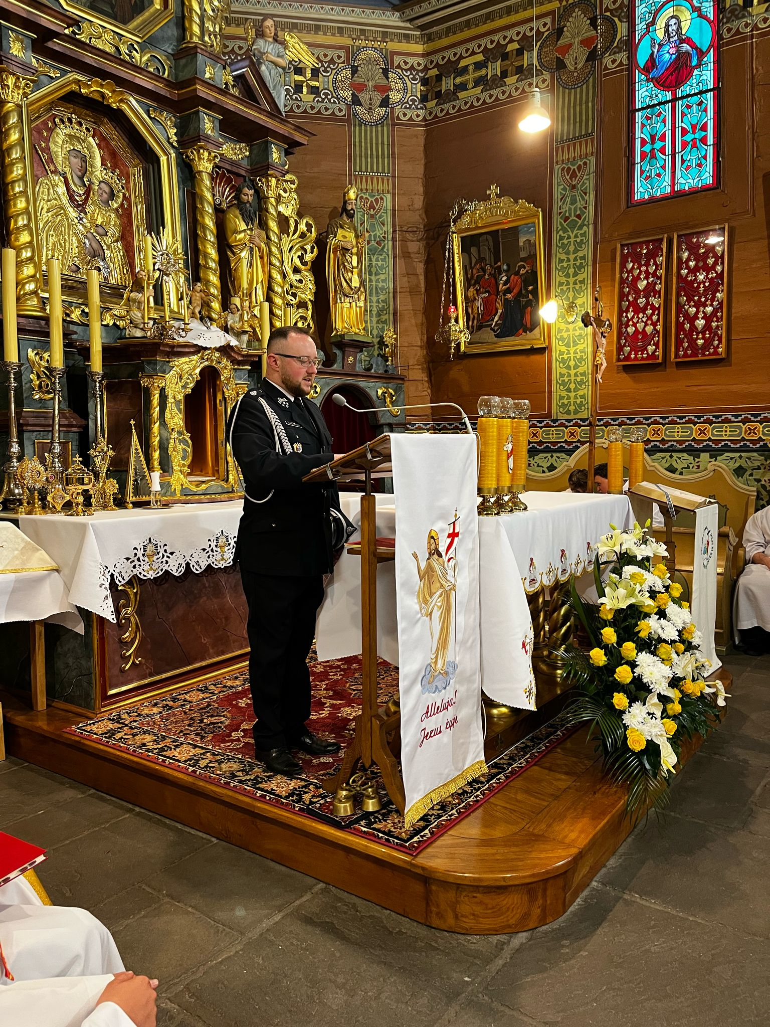 Wigilia Paschalna - Parafia Jawiszowice św. Marcina Bpa