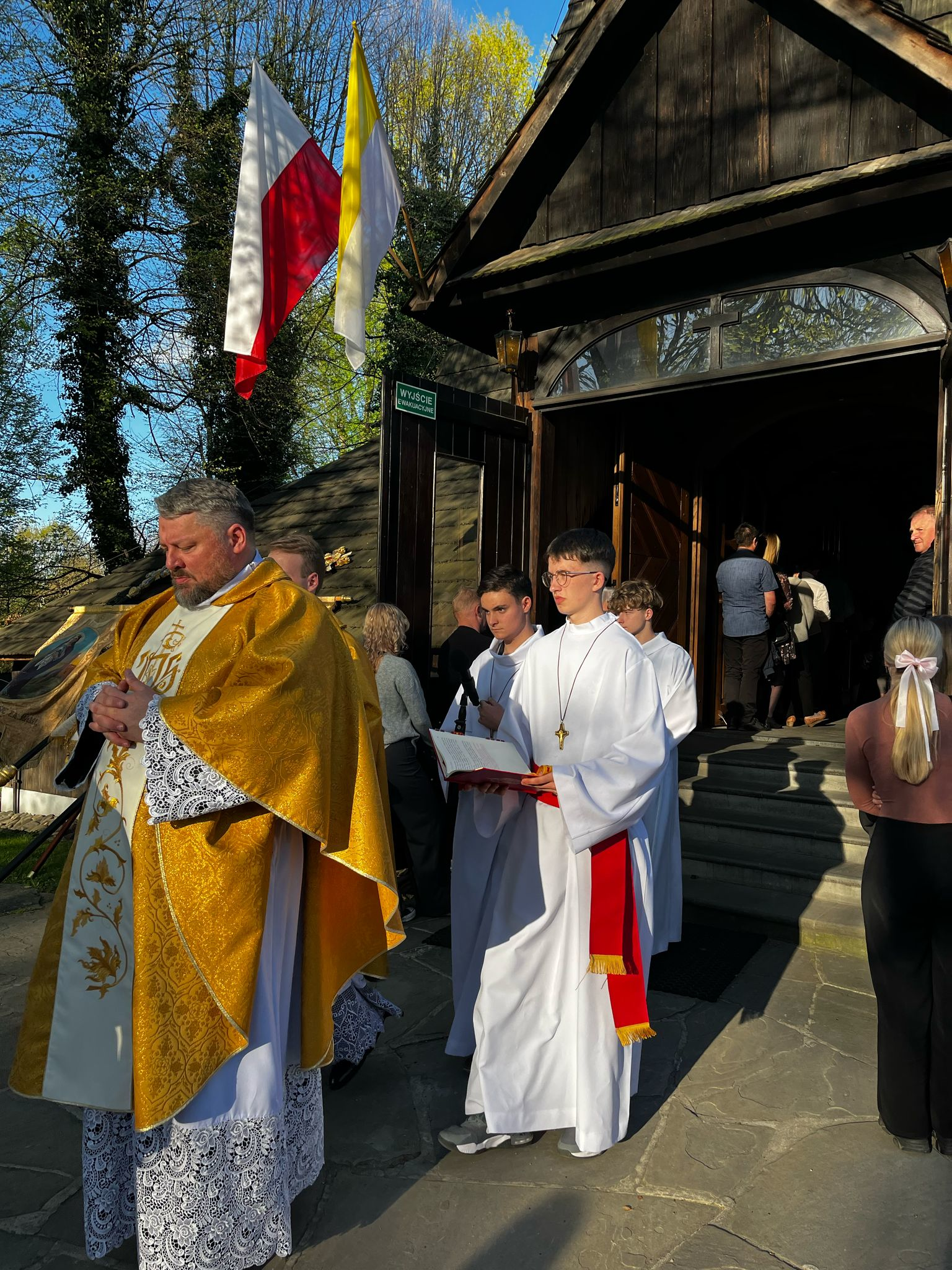 Wigilia Paschalna - Parafia Jawiszowice św. Marcina Bpa