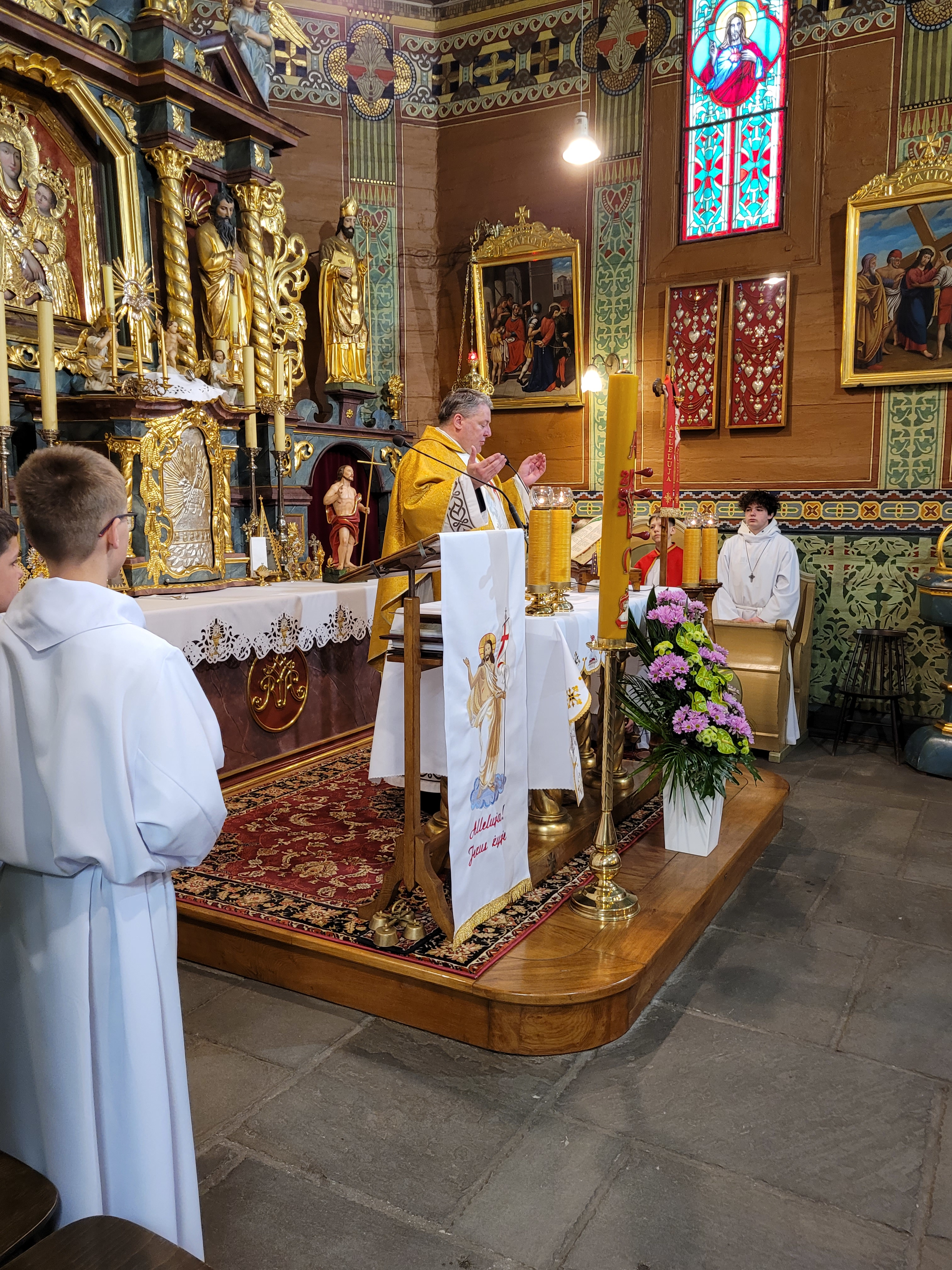 Poświęcenie świec i świadectwo Rodziców - Parafia Jawiszowice pw. Marcina Bp.