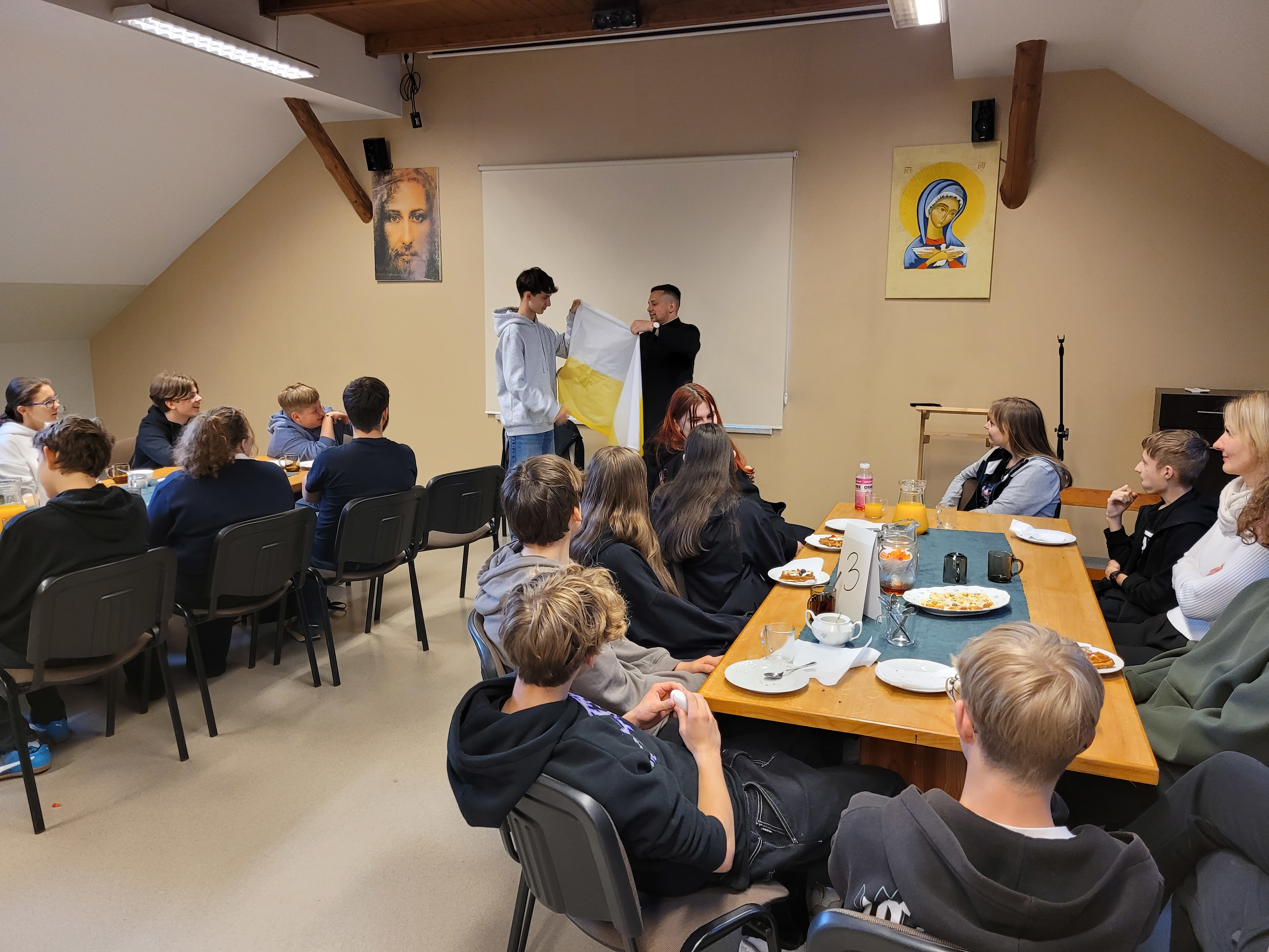 Podsumowanie przygotowania formacyjnego do sakramentu bierzmowania - parafia Jawiszowice św. Marcina Bp.