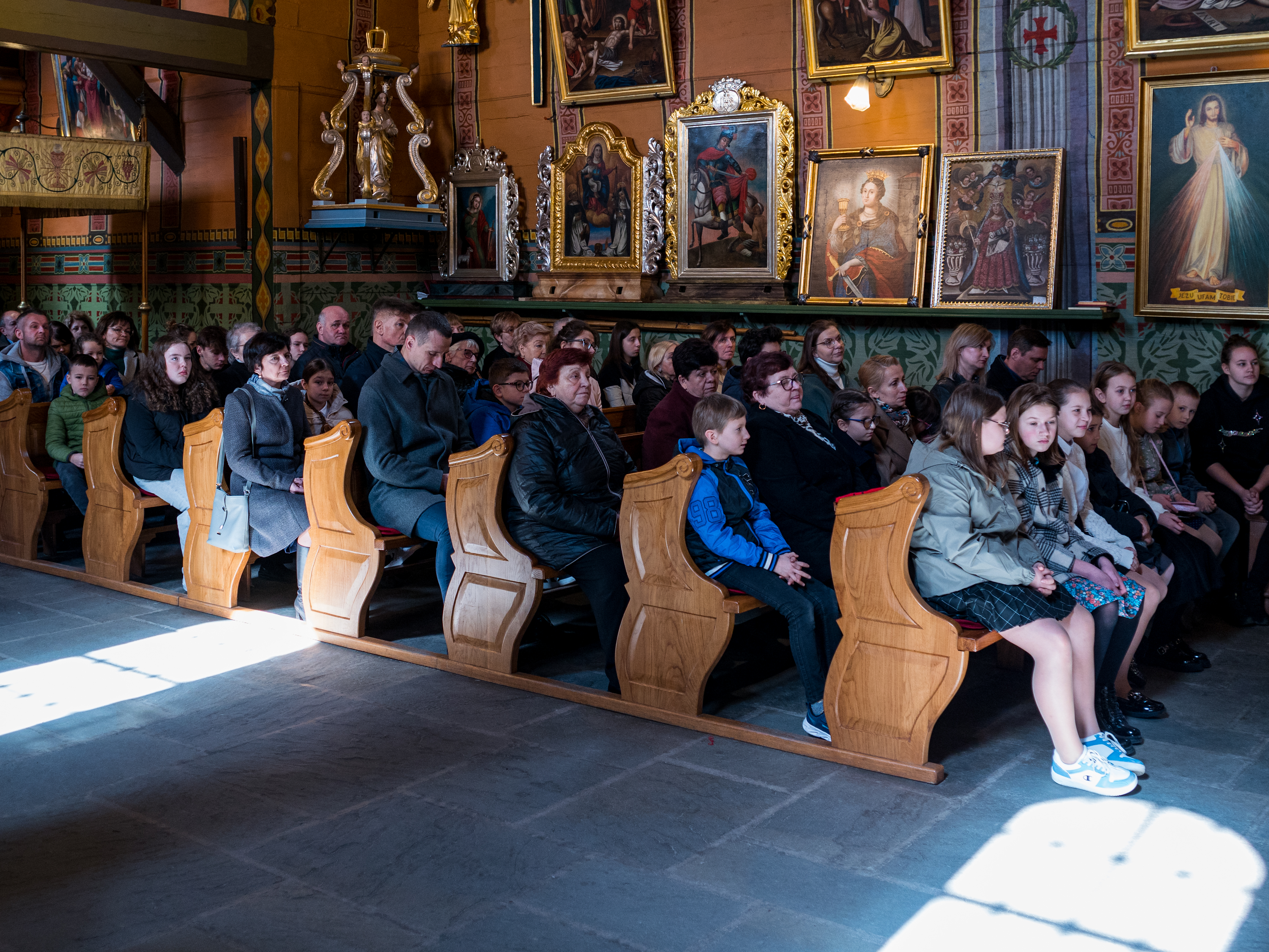 Wizytacja Kanoniczna bp. Piotra Gregera 2024 - Parafia Jawiszowice św. Marcina bp.