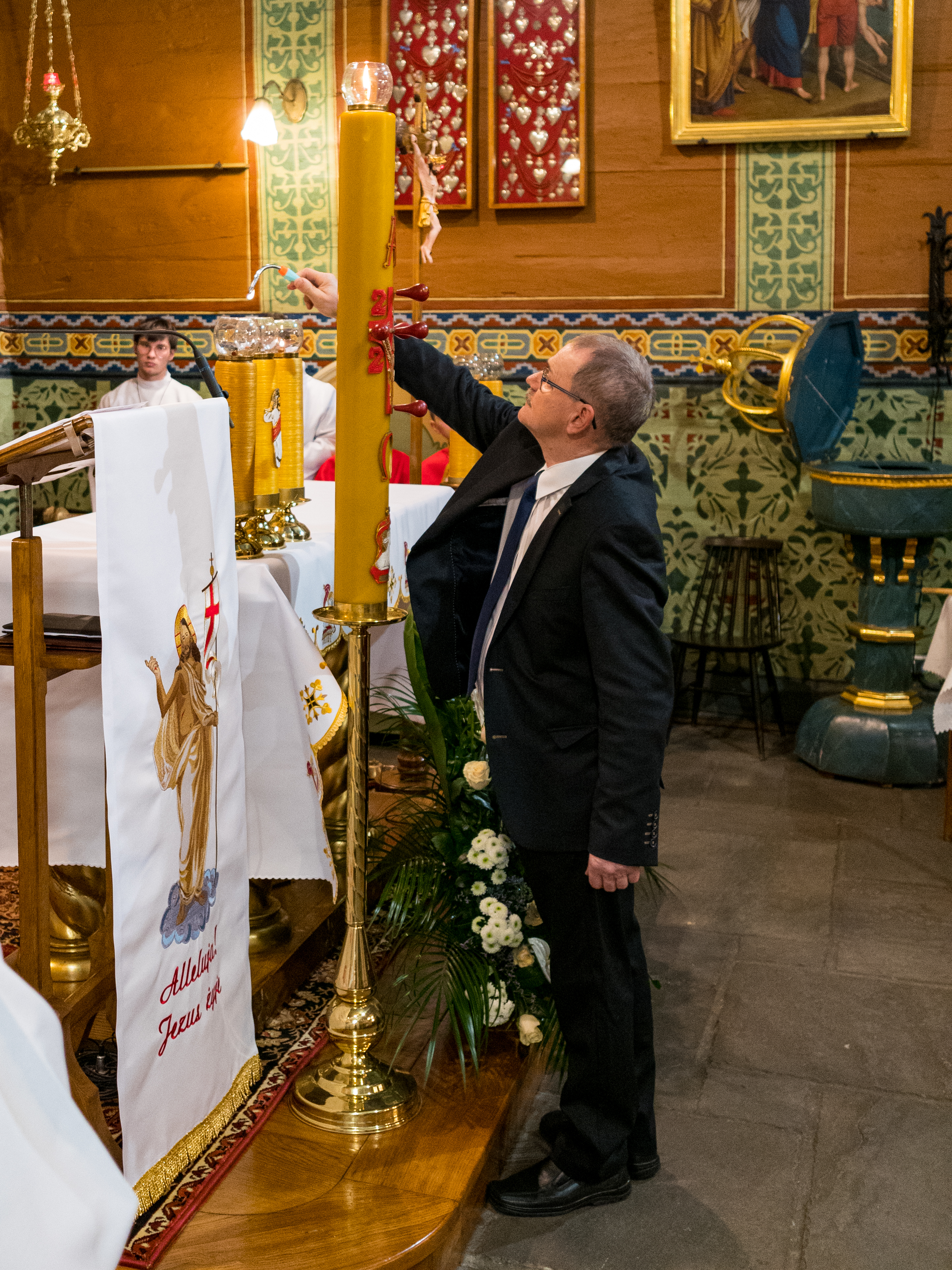 Wigilia Paschalna - Parafia Jawiszowice św. Marcina Bp.