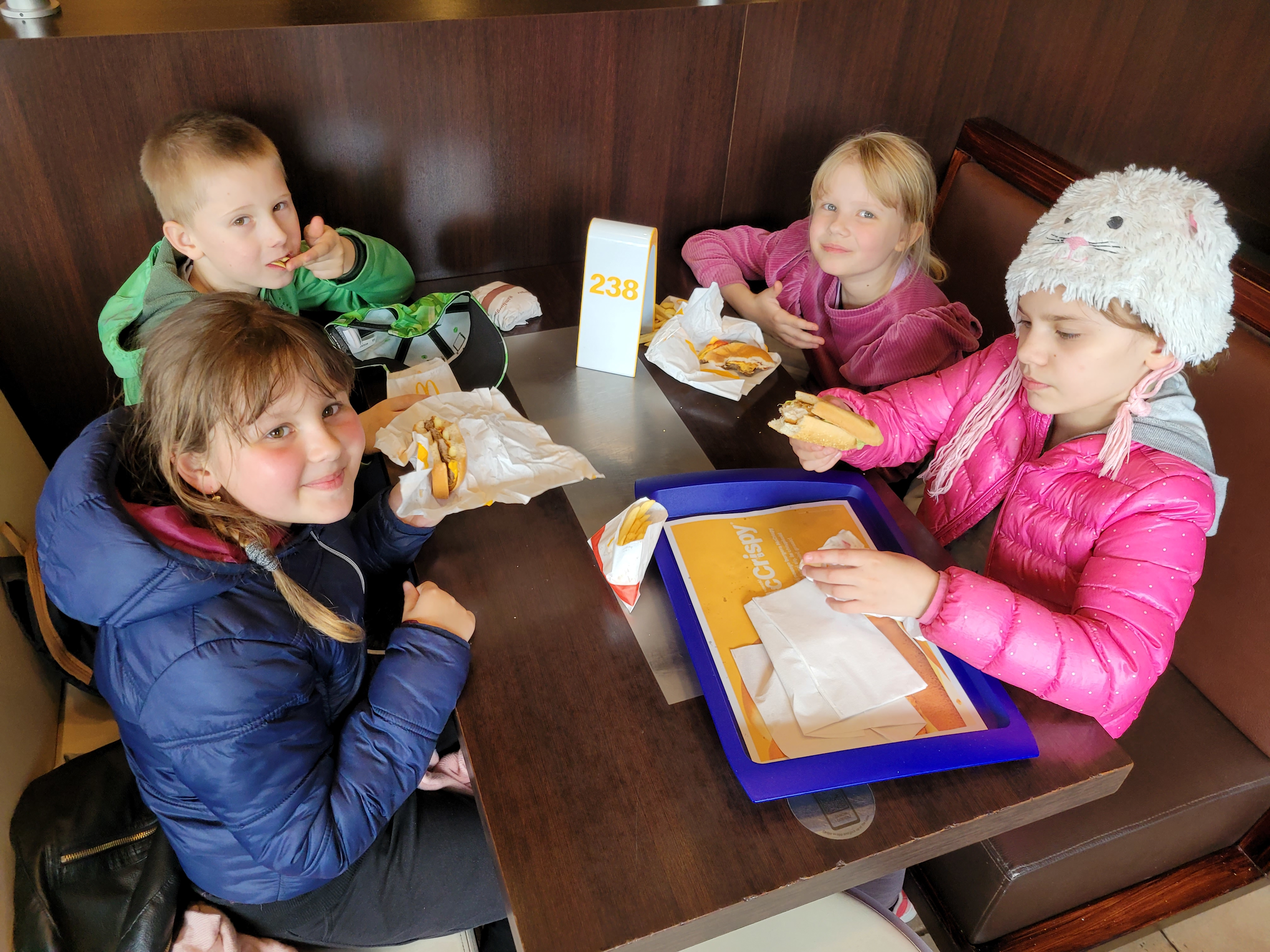 Wycieczka do GOjump Parku Trampolin - Parafia Jawiszowice św. Marcina Bp.