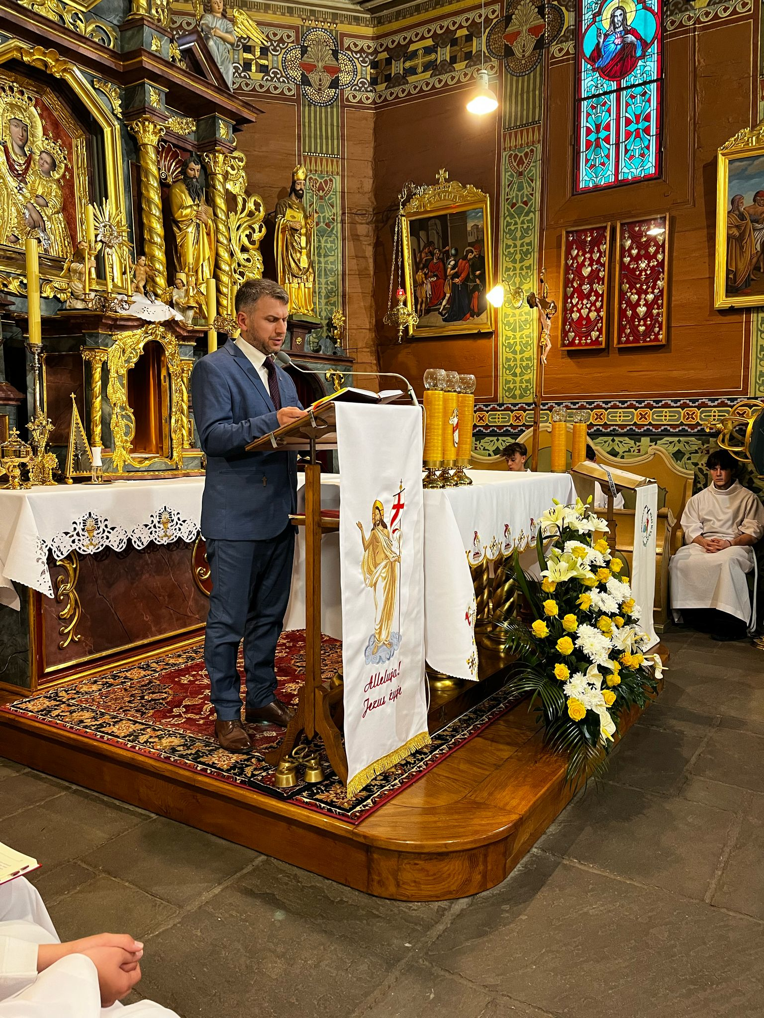 Wigilia Paschalna - Parafia Jawiszowice św. Marcina Bpa