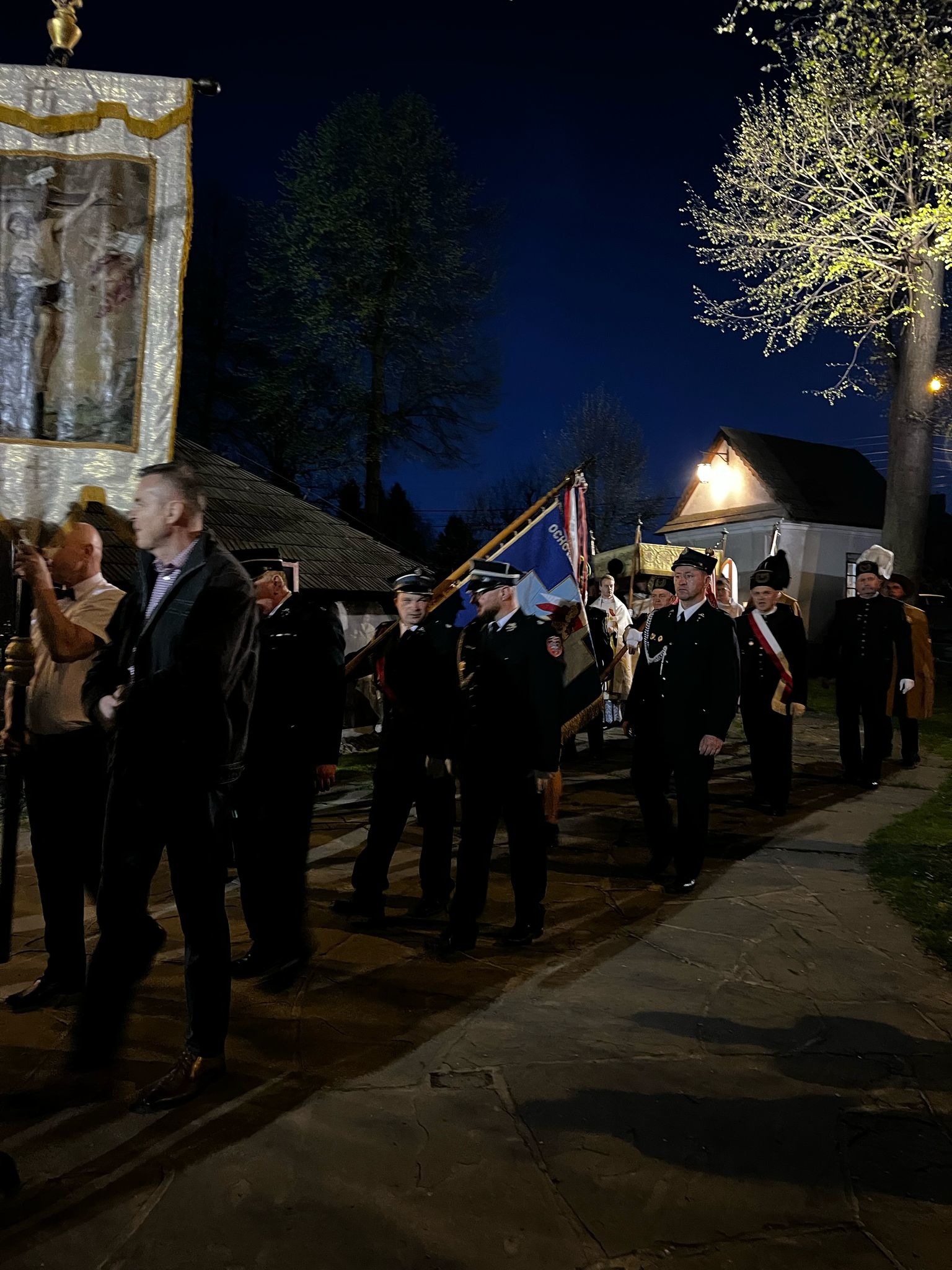 Wigilia Paschalna - Parafia Jawiszowice św. Marcina Bpa