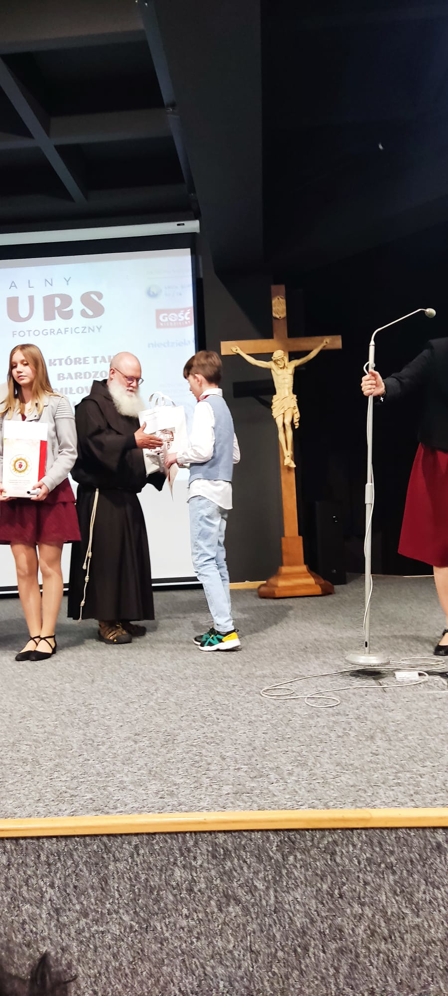 I miejsce w konkursie diecezjalnym: „Oto Serce, które tak bardzo umiłowało ludzi...” - Parafia Jawiszowice św. Marcina Bpa