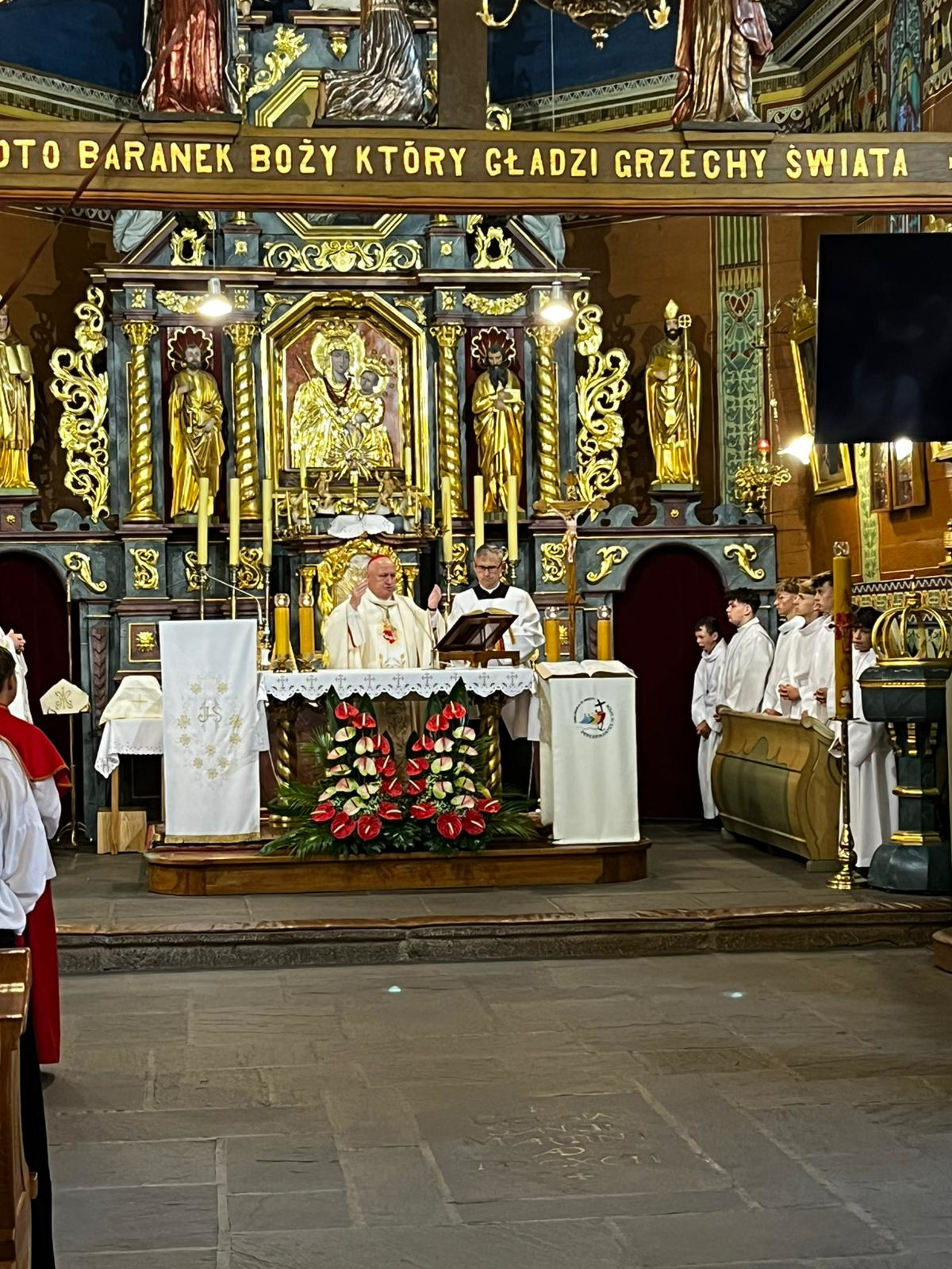 Sakrament bierzmowania pod przewodnictwem bp. Piotra Gregera - Parafia Jawiszowice św. Marcina Bpa