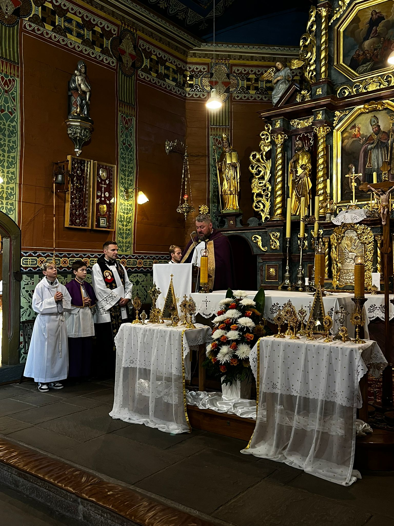 Procesja w Uroczystość Wszystkich Świętych - Parafia Jawiszowice św. Marcina Bpa